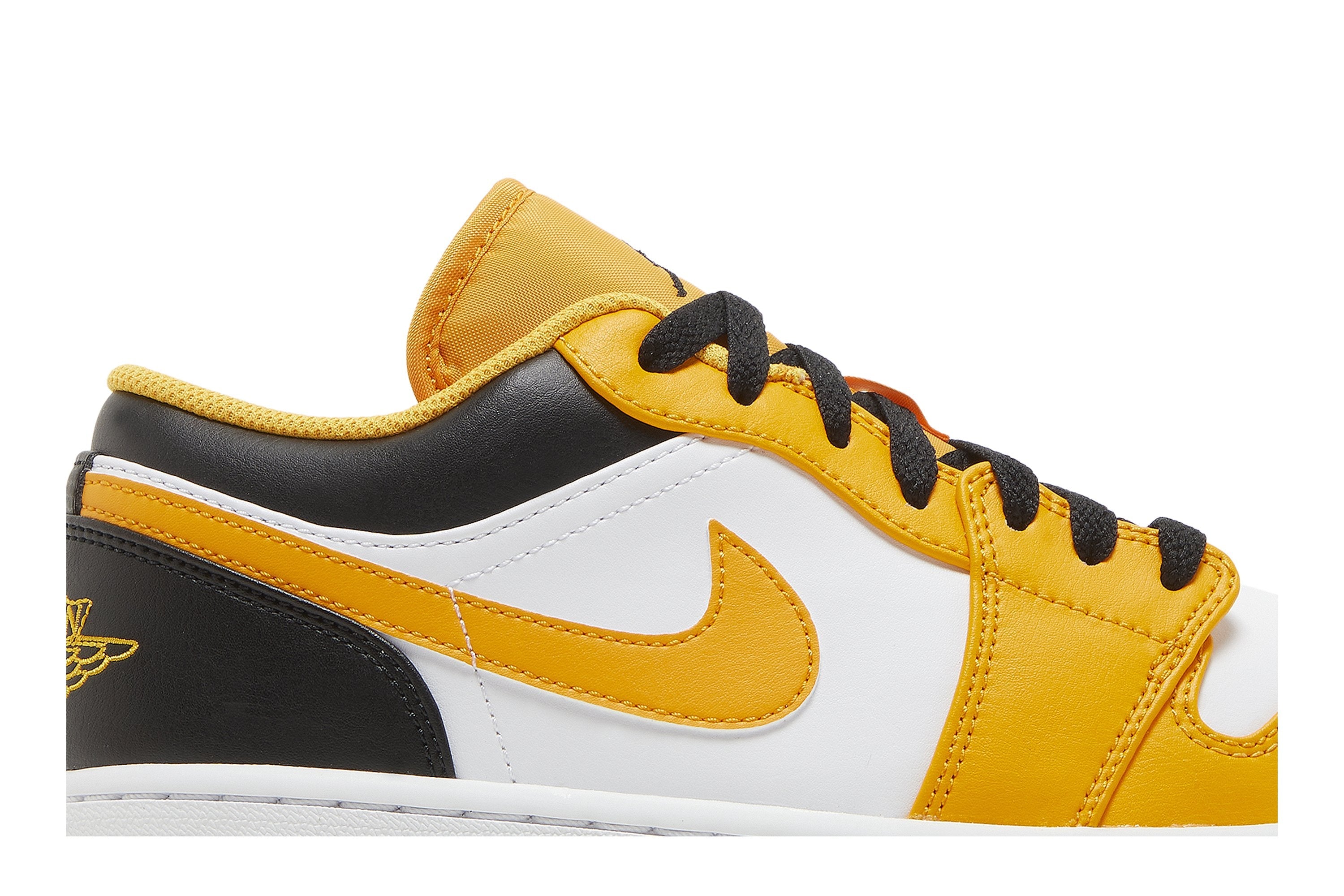 Air Jordan 1 Low &