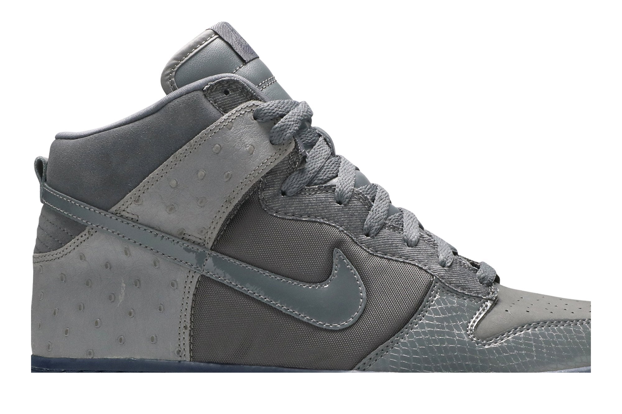 Dunk High Deluxe