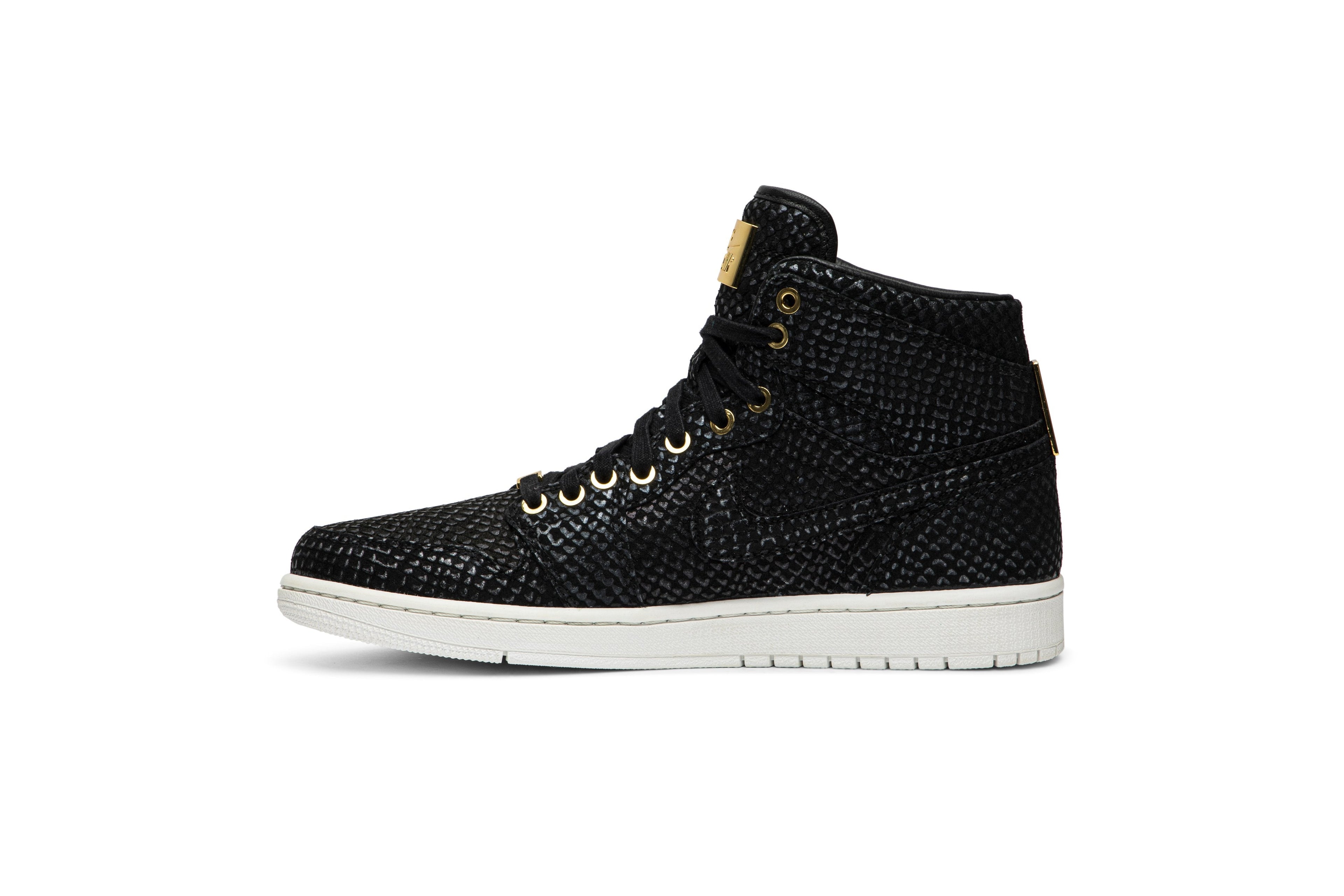 Air Jordan 1 Retro High OG &
