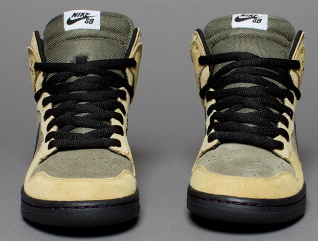Dunk High Premium SB &