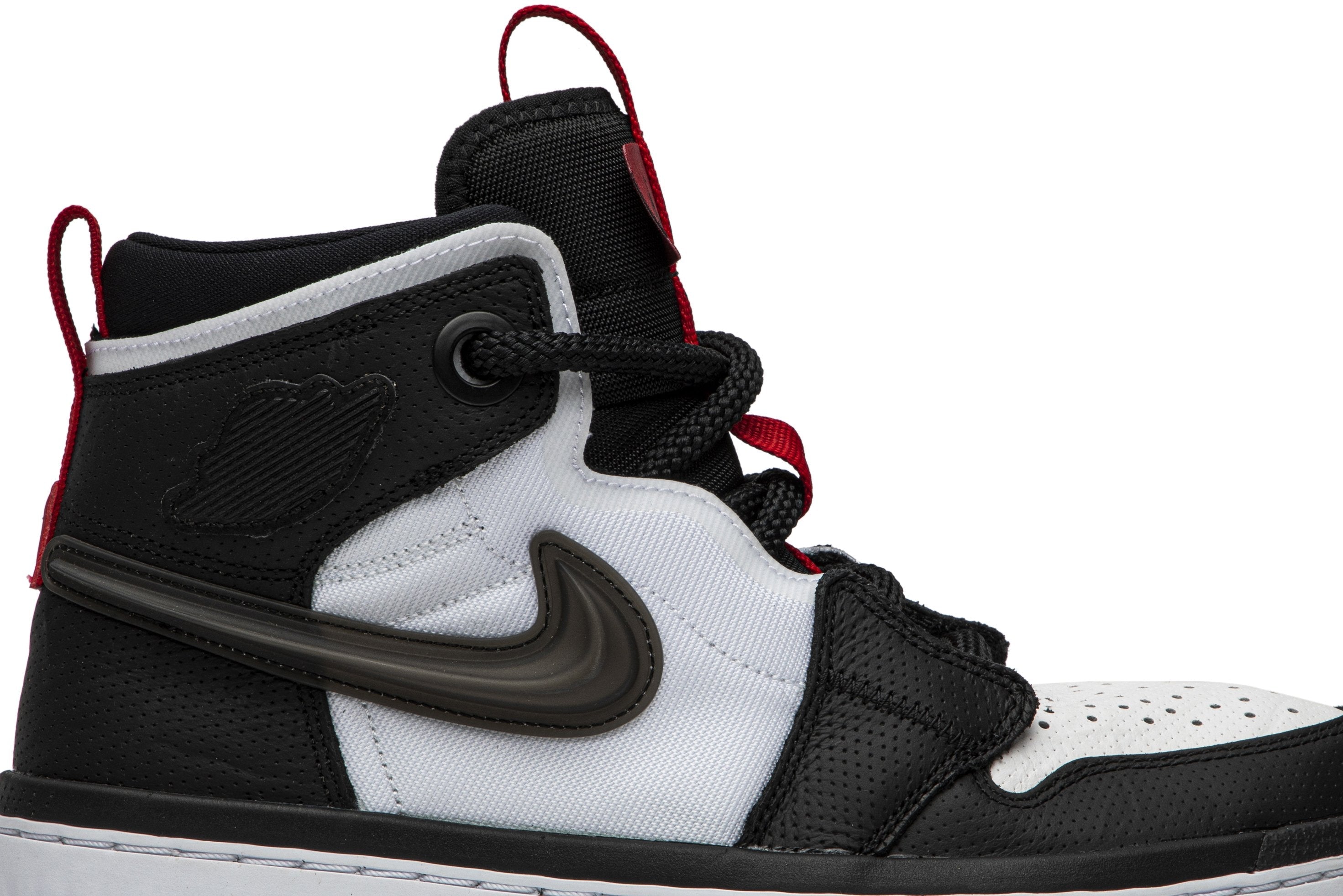Air Jordan 1 React High &