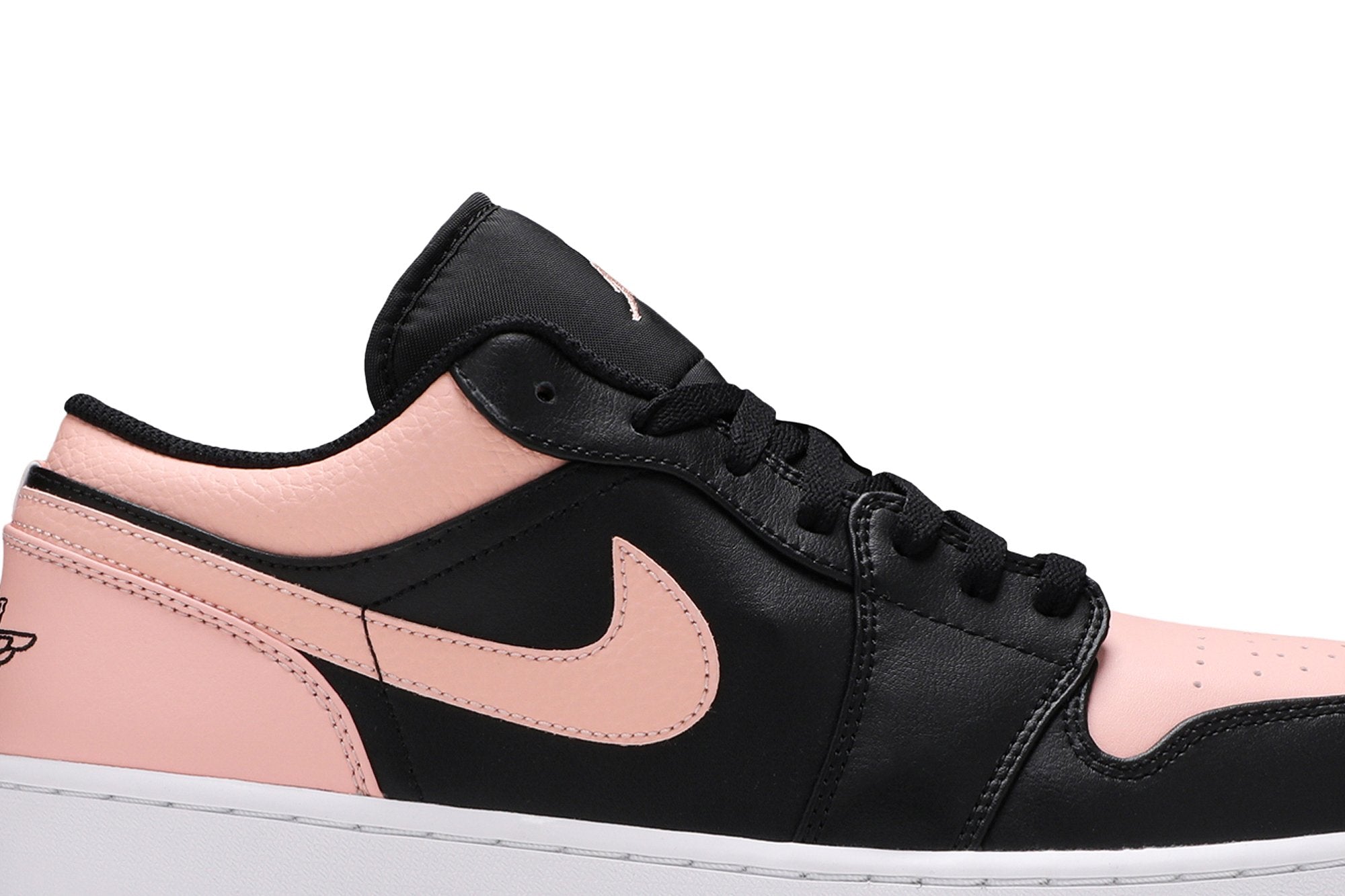 Air Jordan 1 Low &