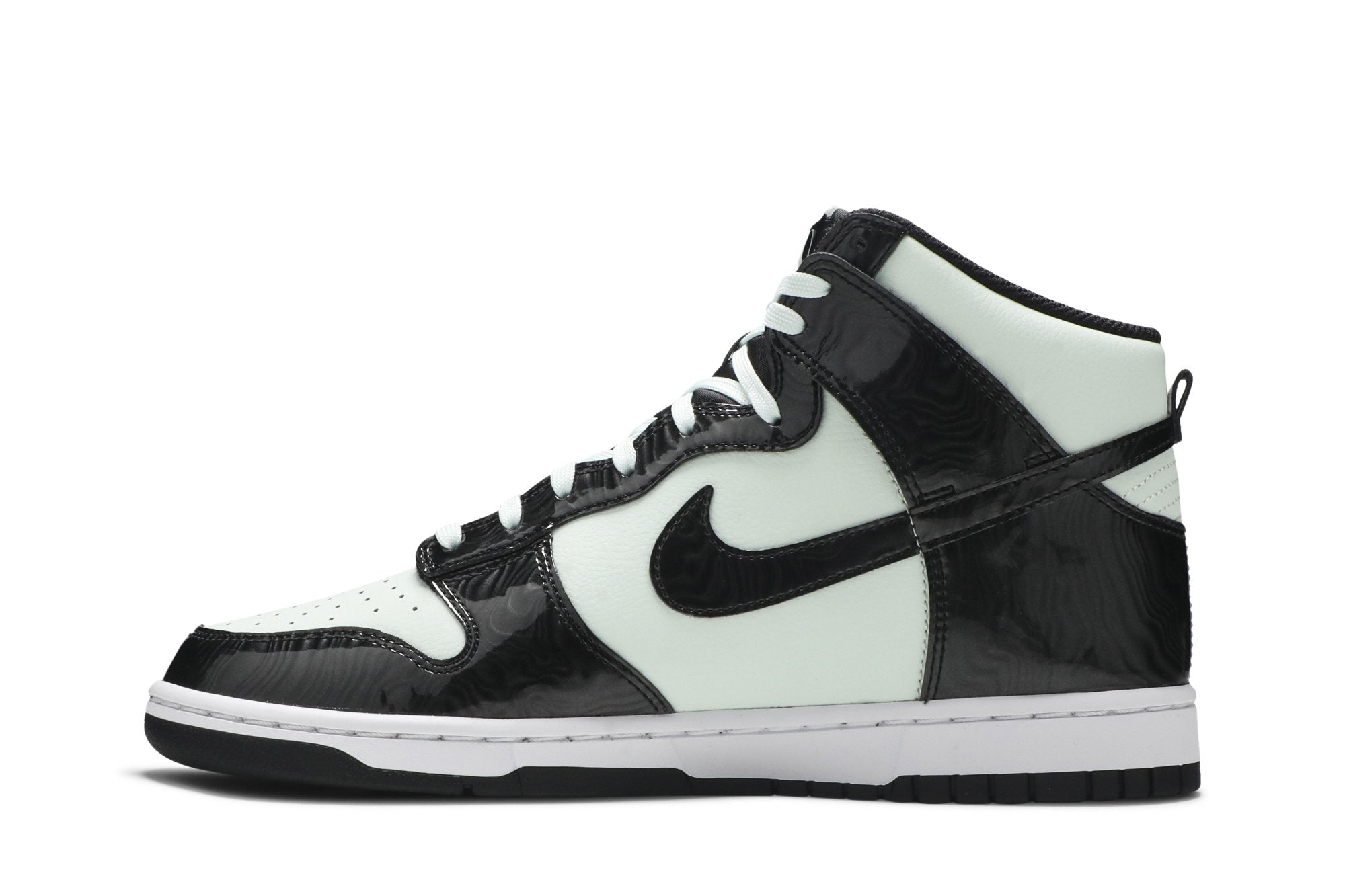Dunk High SE &