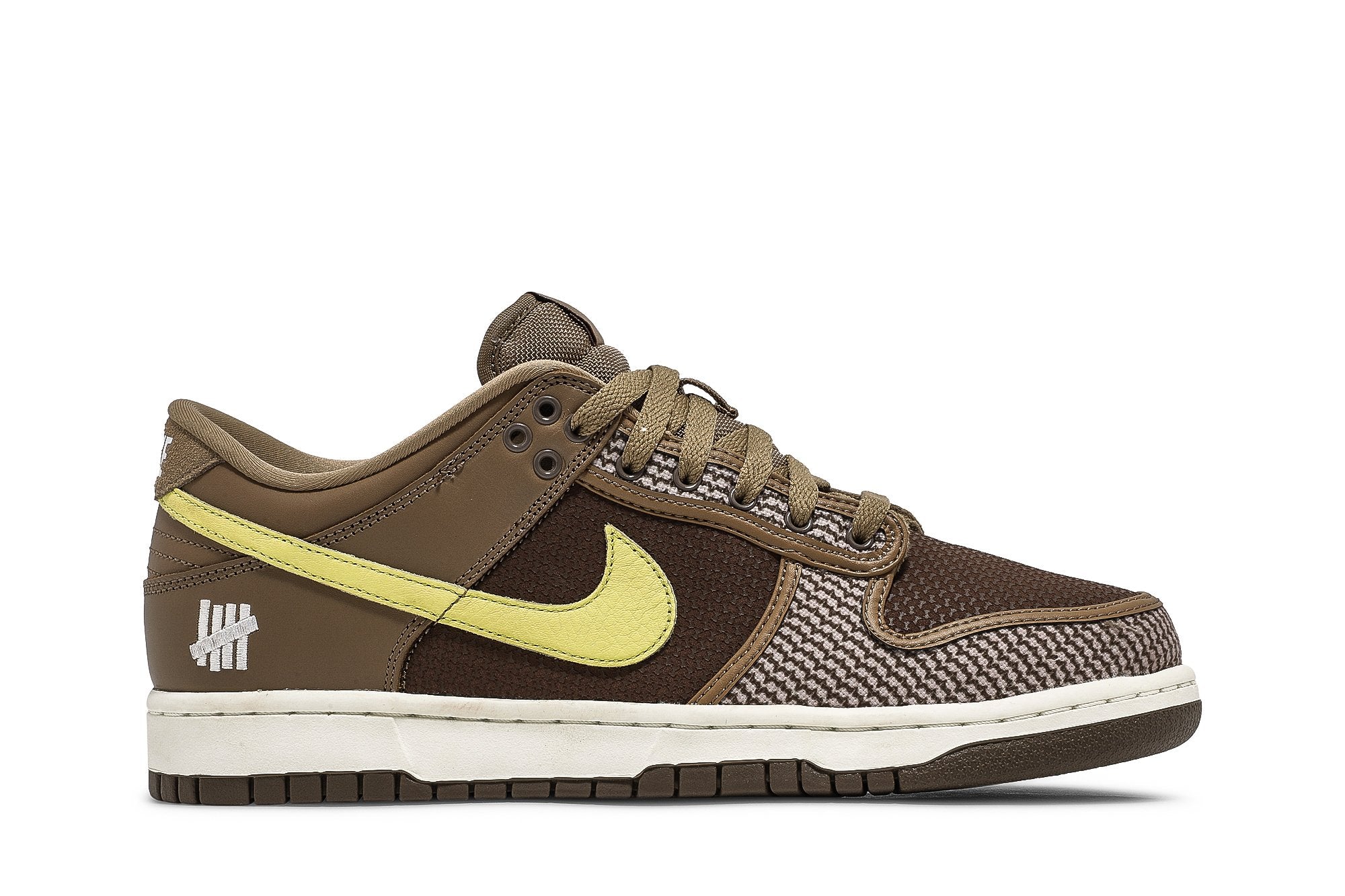 Undefeated x Dunk Low SP &