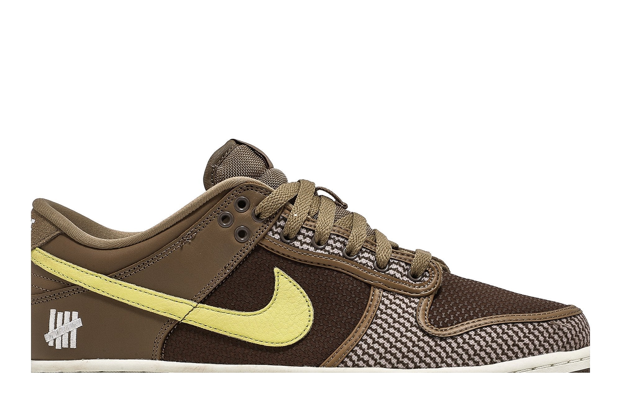 Undefeated x Dunk Low SP &