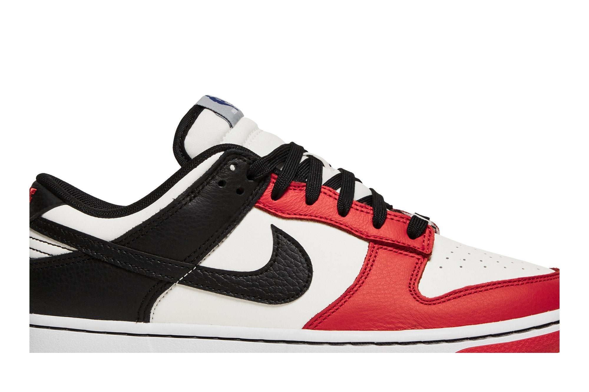 NBA x Dunk Low EMB &