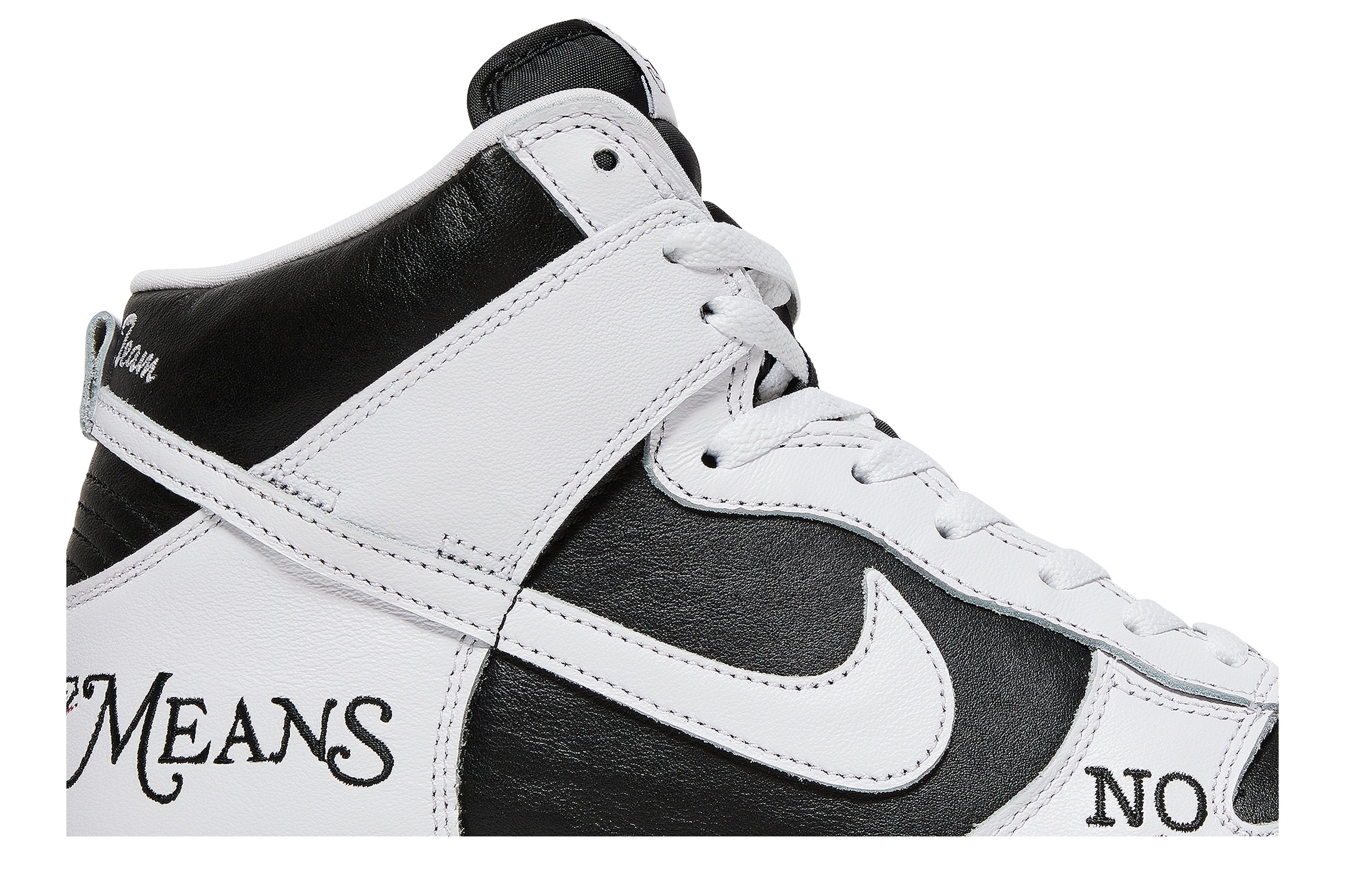 Supreme x Dunk High SB &