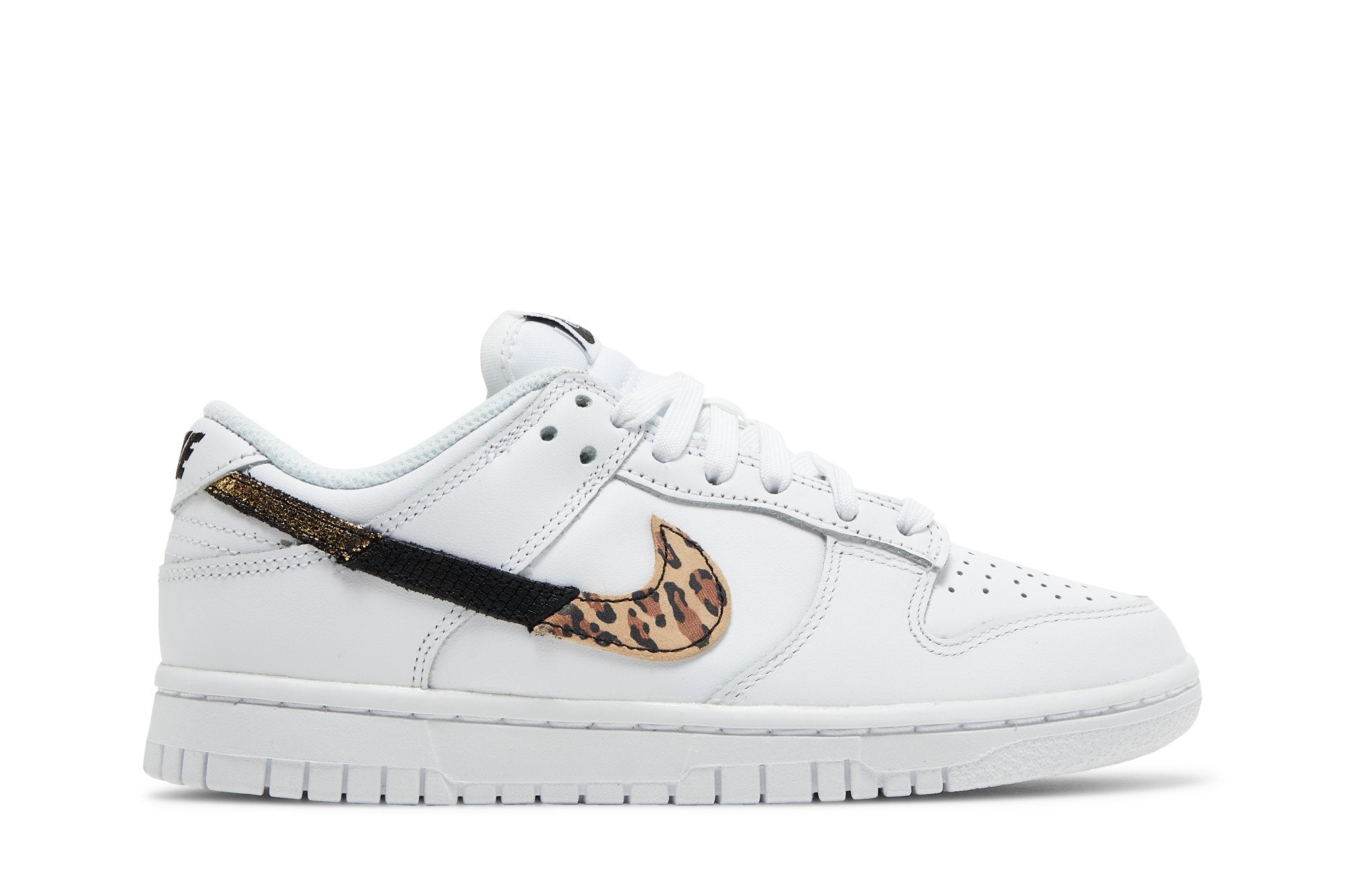 Wmns Dunk Low SE &
