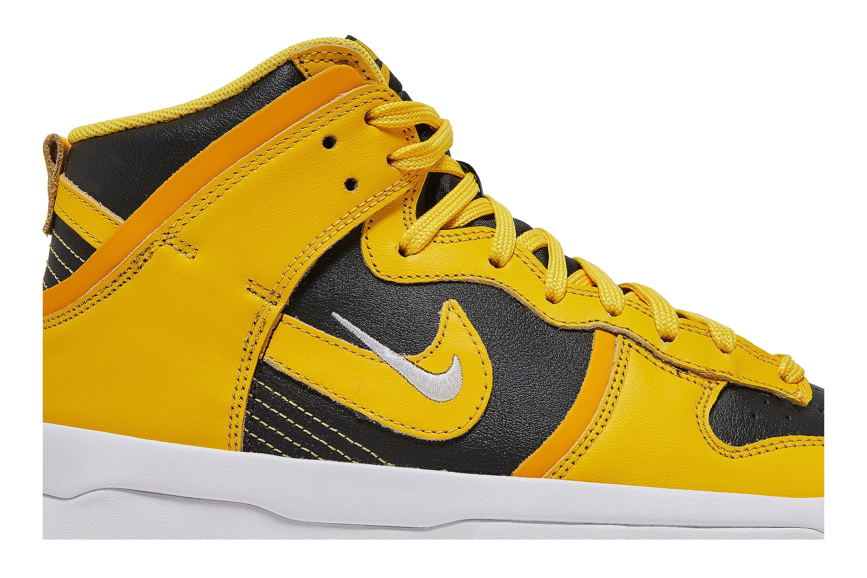 Wmns Dunk High Up &