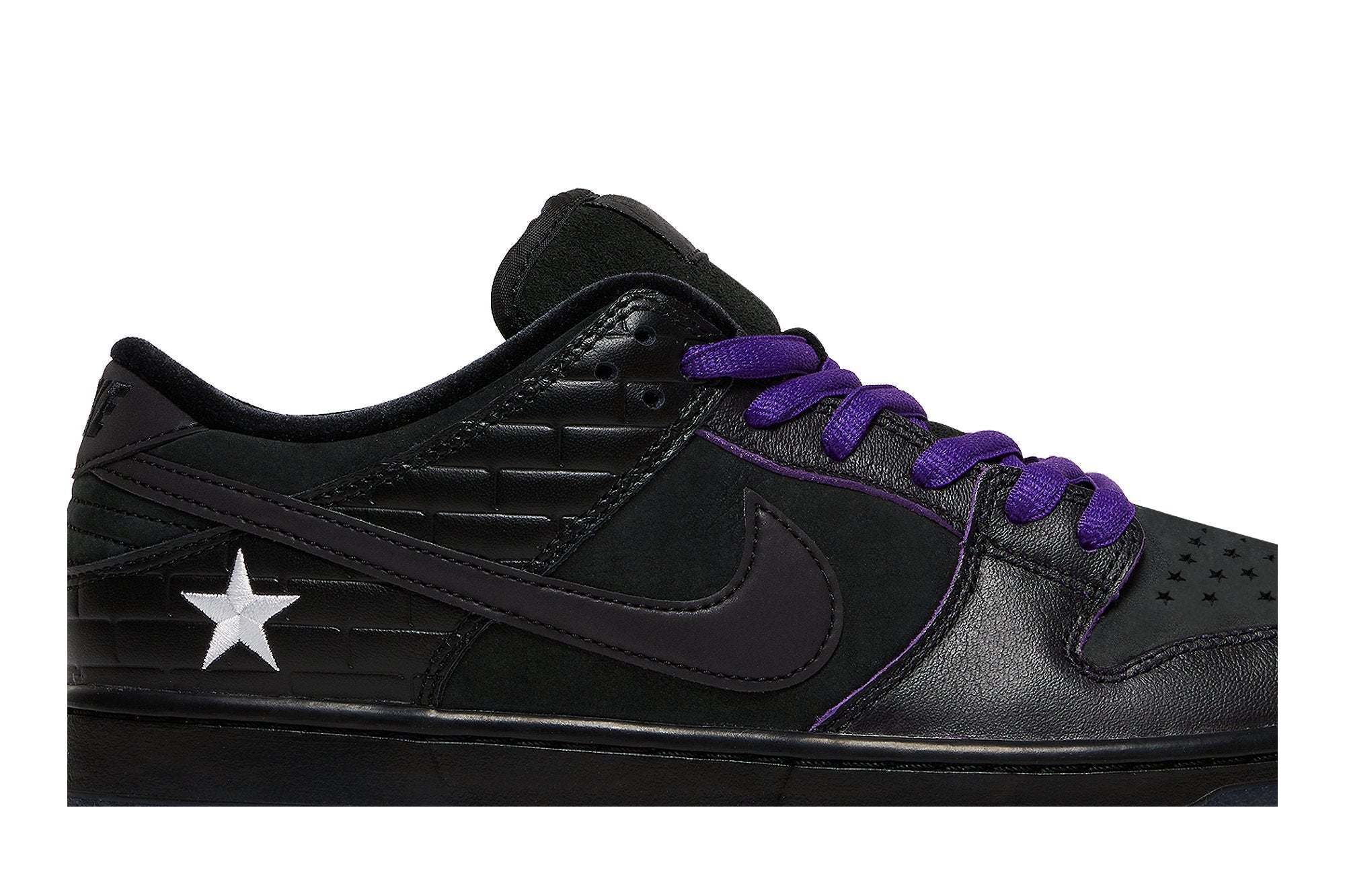 Familia x Dunk Low Pro QS SB &