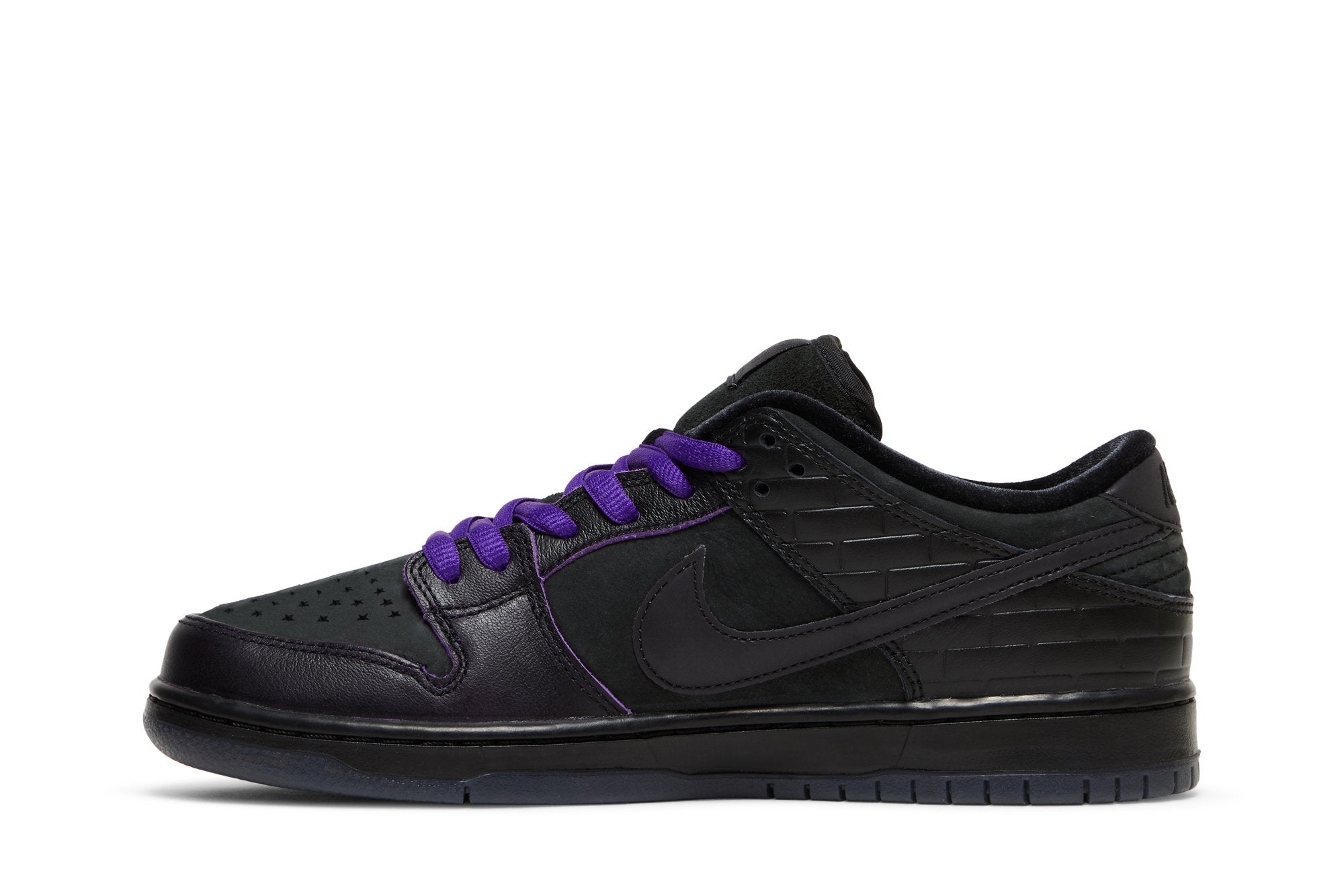 Familia x Dunk Low Pro QS SB &