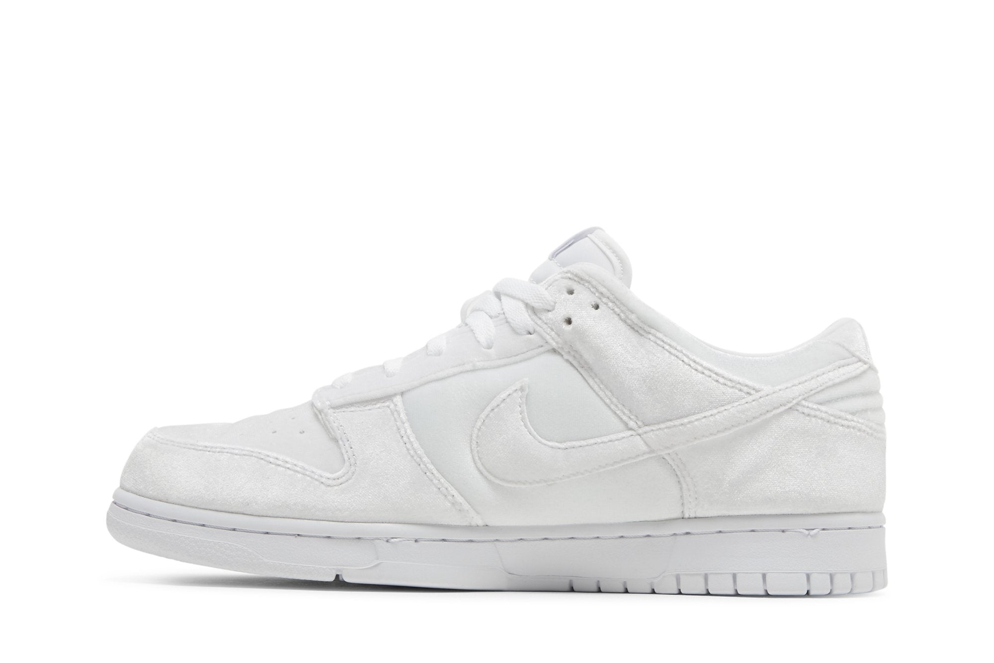 Dover Street Market x Dunk Low &