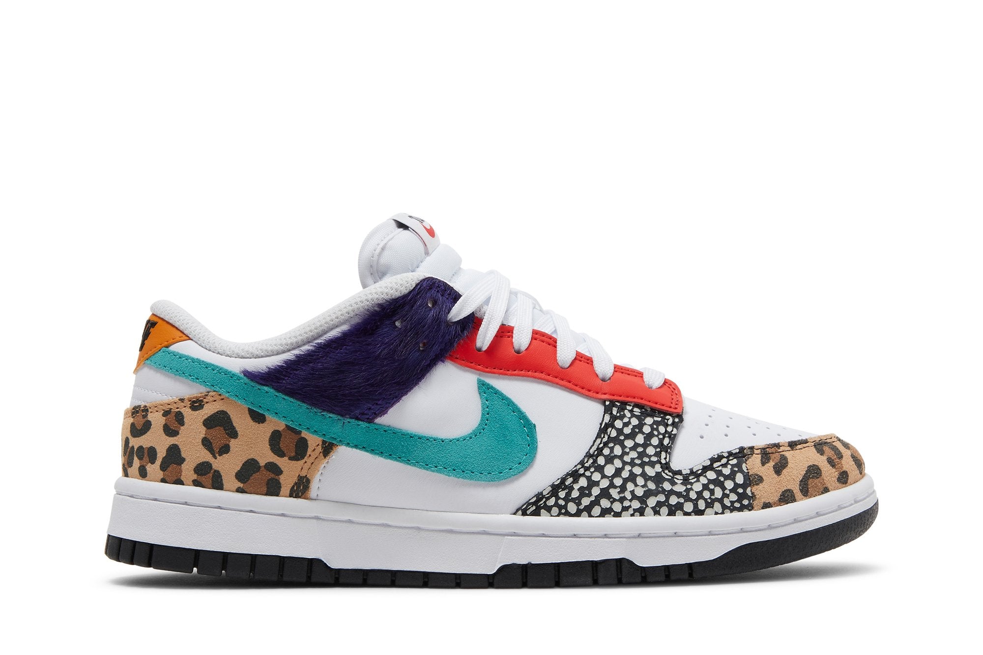 Wmns Dunk Low SE &