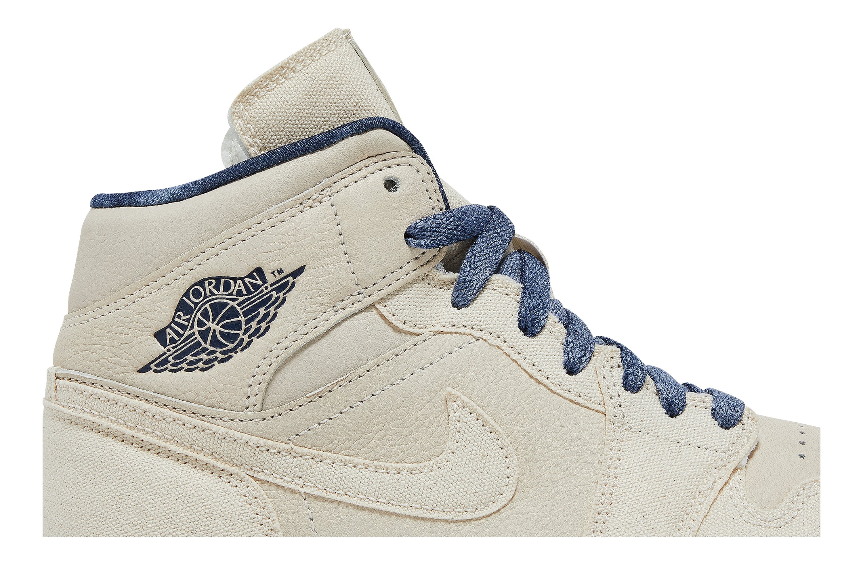 Wmns Air Jordan 1 Mid SE &