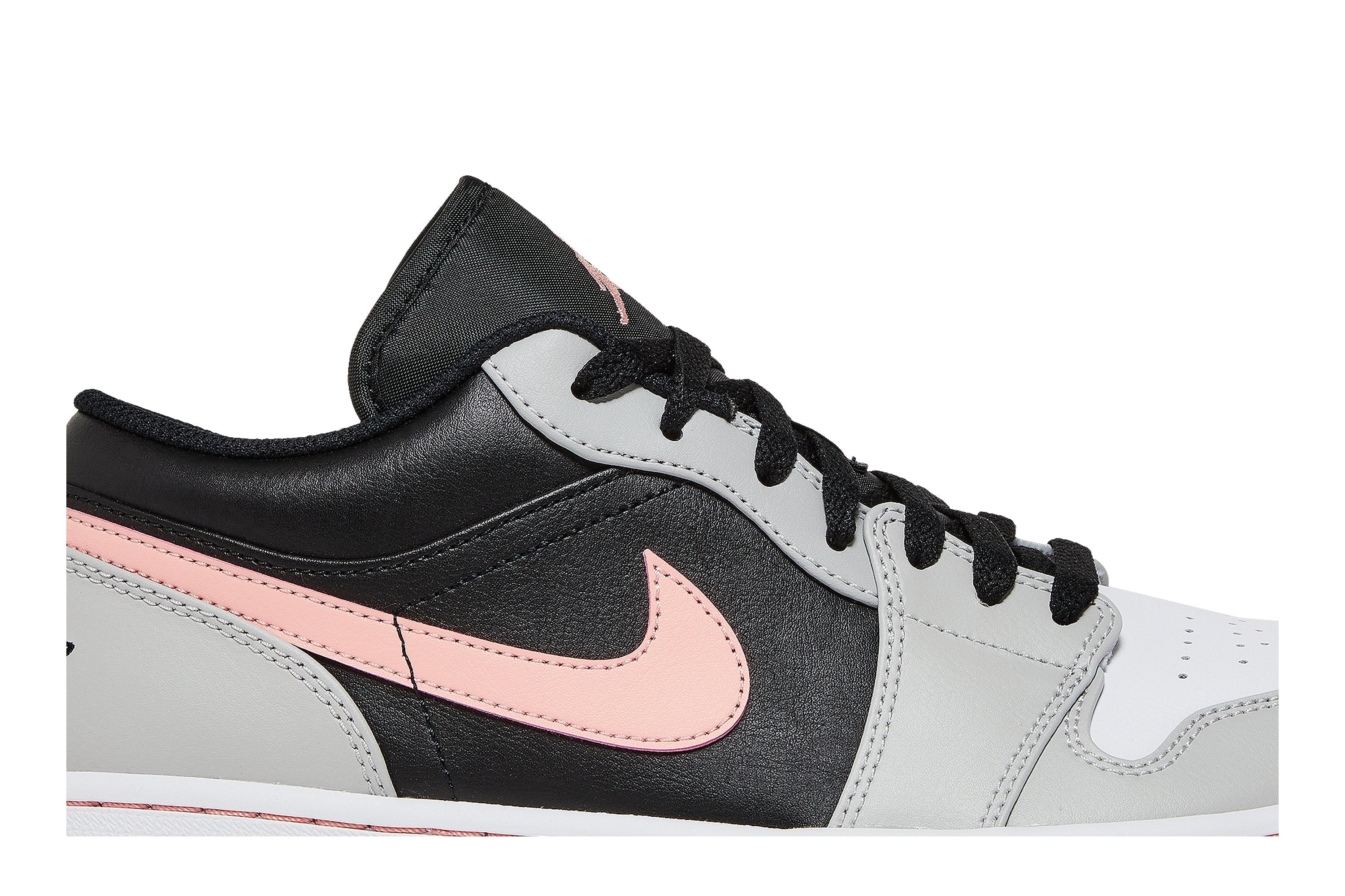 Air Jordan 1 Low &
