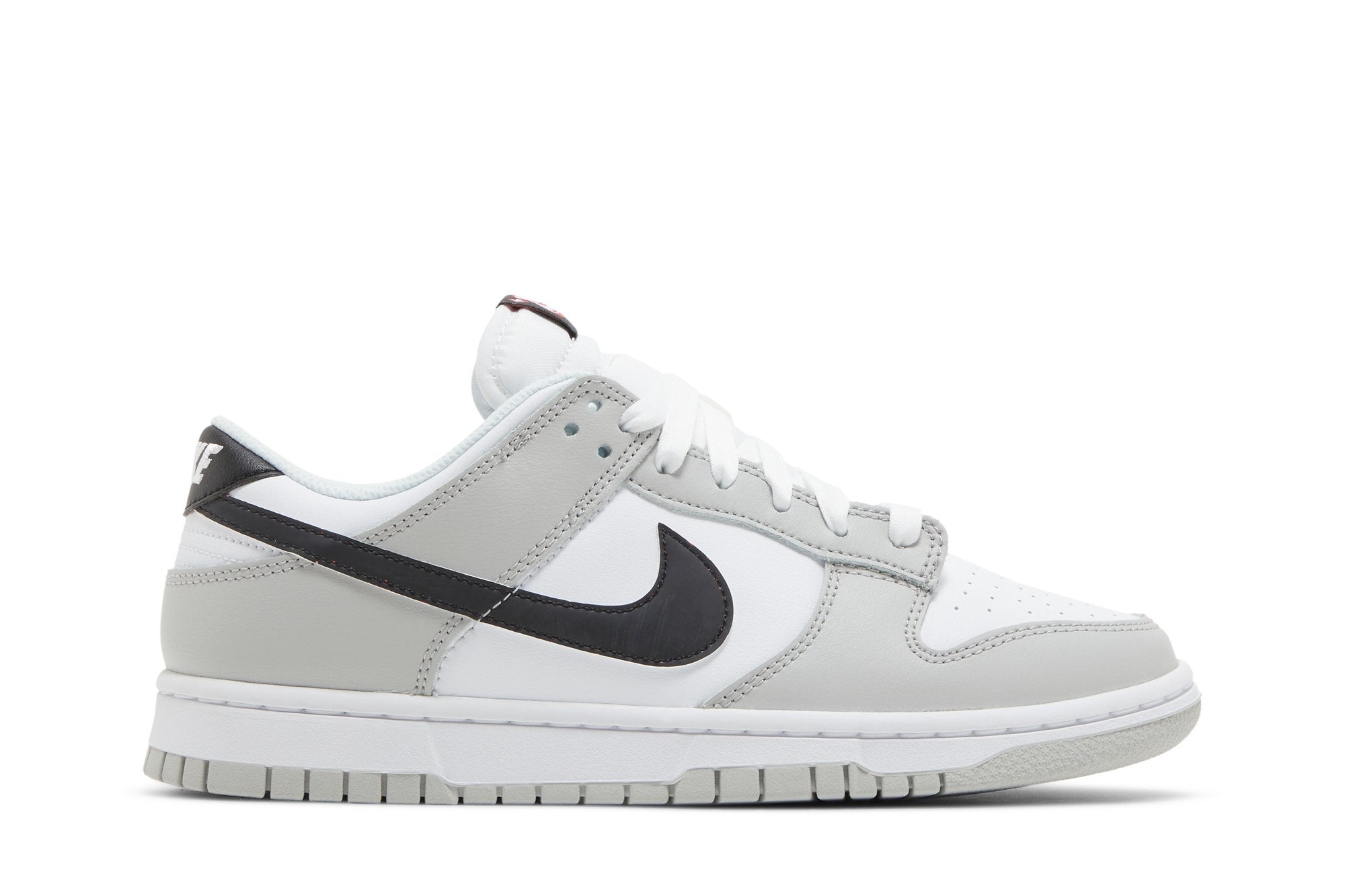 Dunk Low SE &