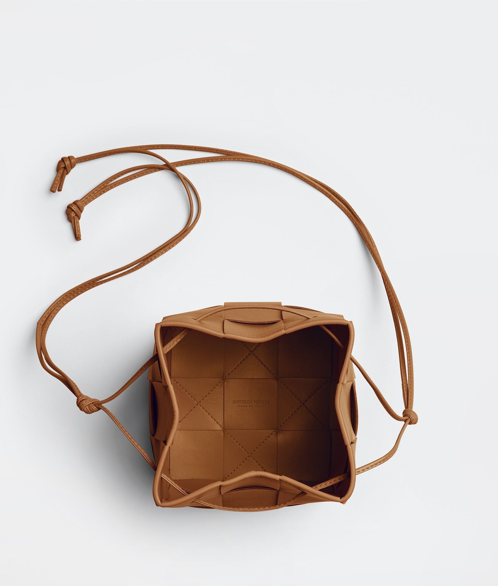 Small Cassette Cross-Body Bucket “camel”