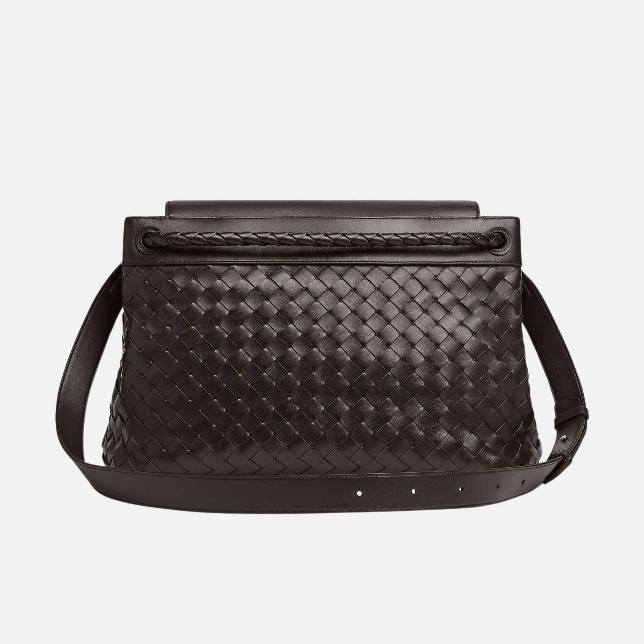Andiamo Messenger Bag In Intrecciato Leather