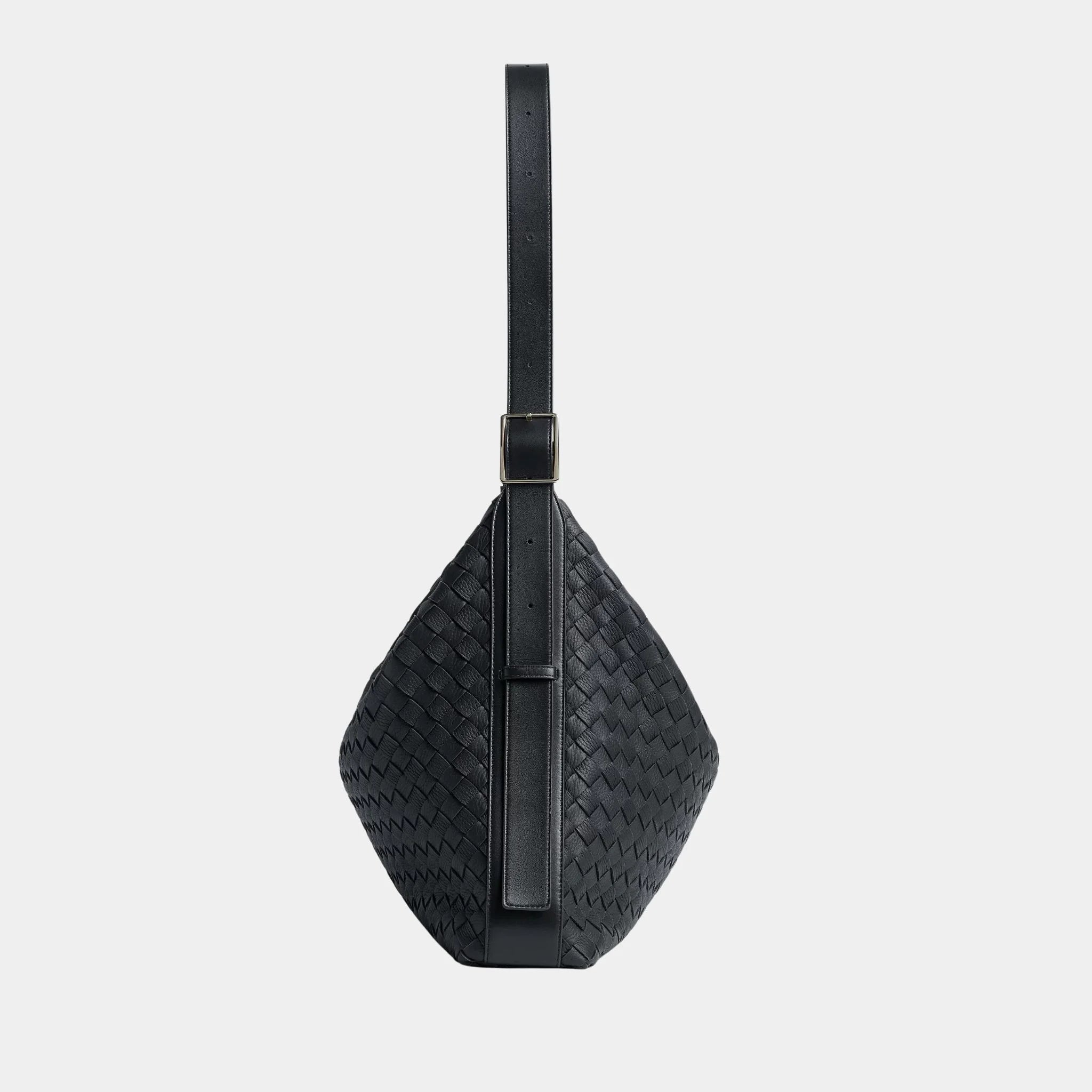 Traveler Hobo bag In Intrecciato Deer Skin