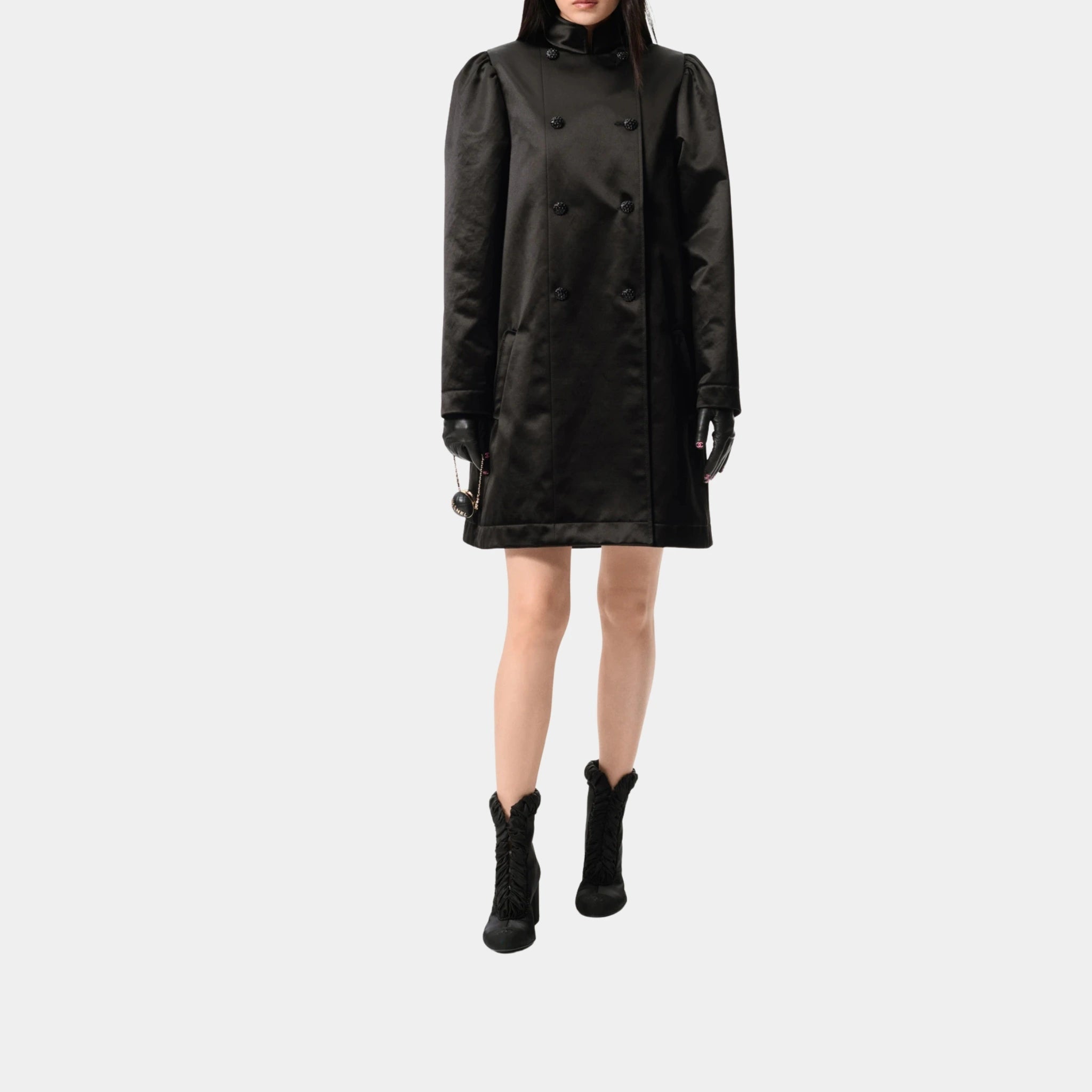 Coat in Black Cotton & Silk Satin