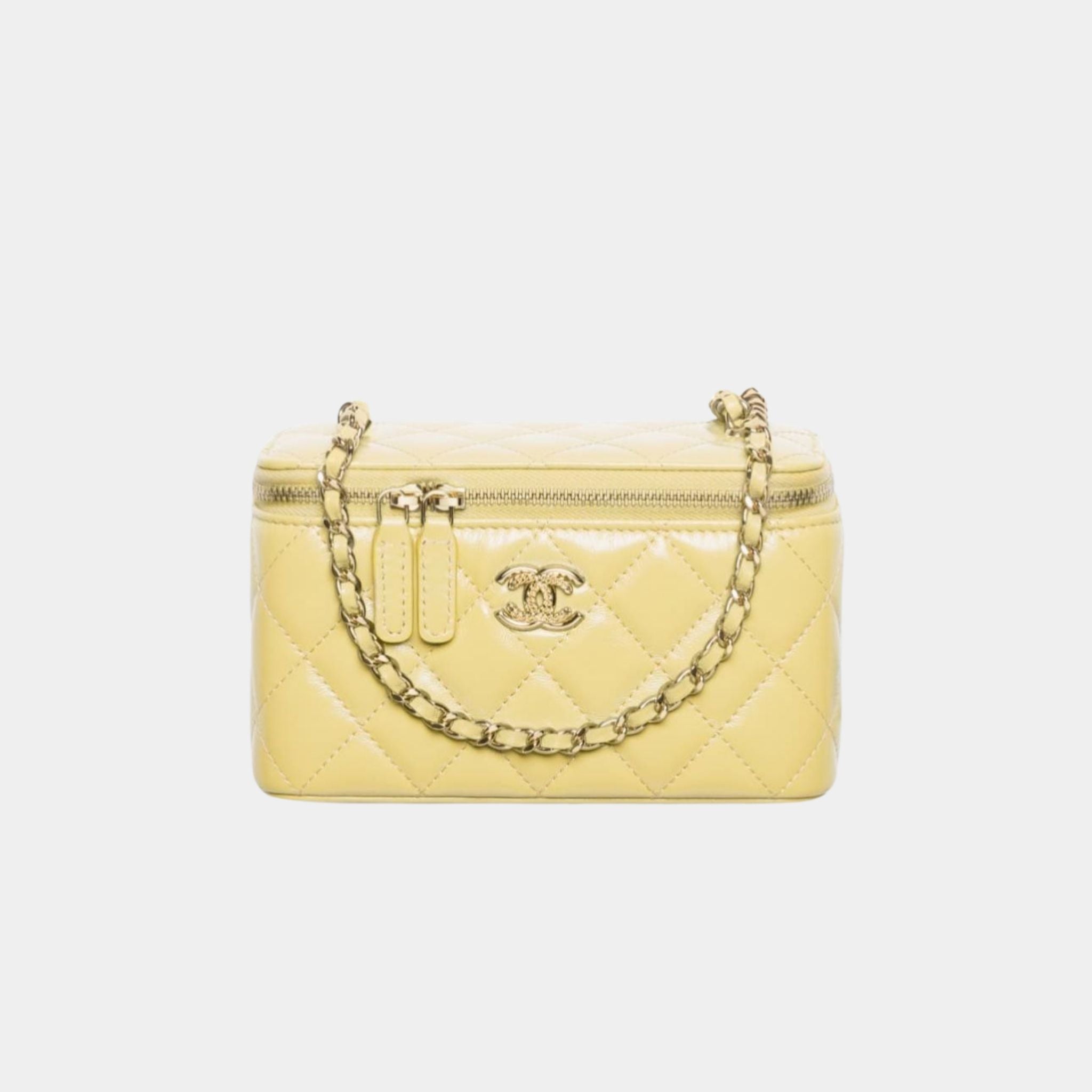 Long Vanity with Chain in Shiny Lambskin and Gold Tone