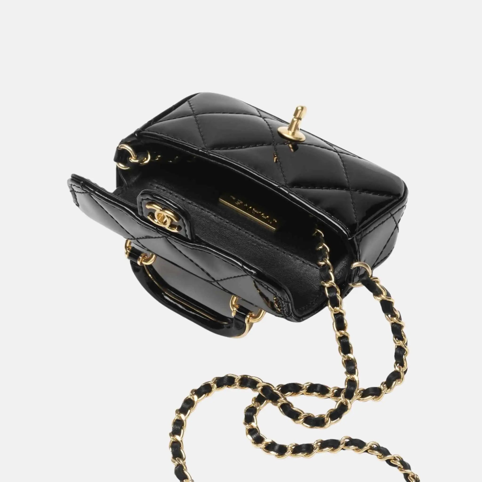 Small Clutch With Chain High Shine Calfskin