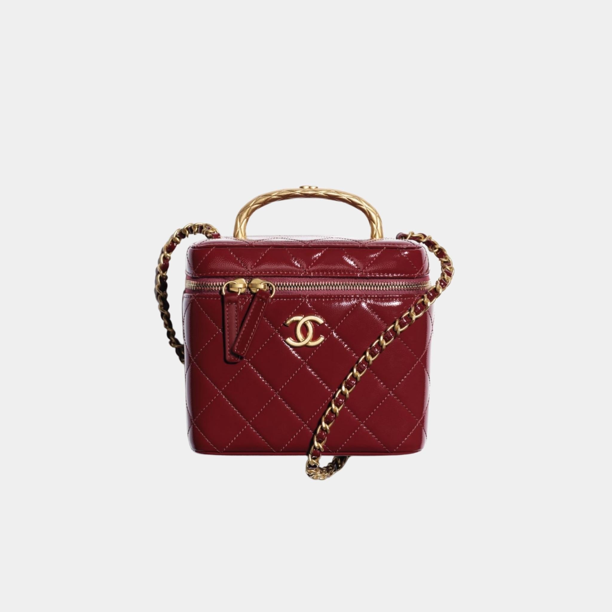 Small Vanity Case in Grained Patent Calfskin