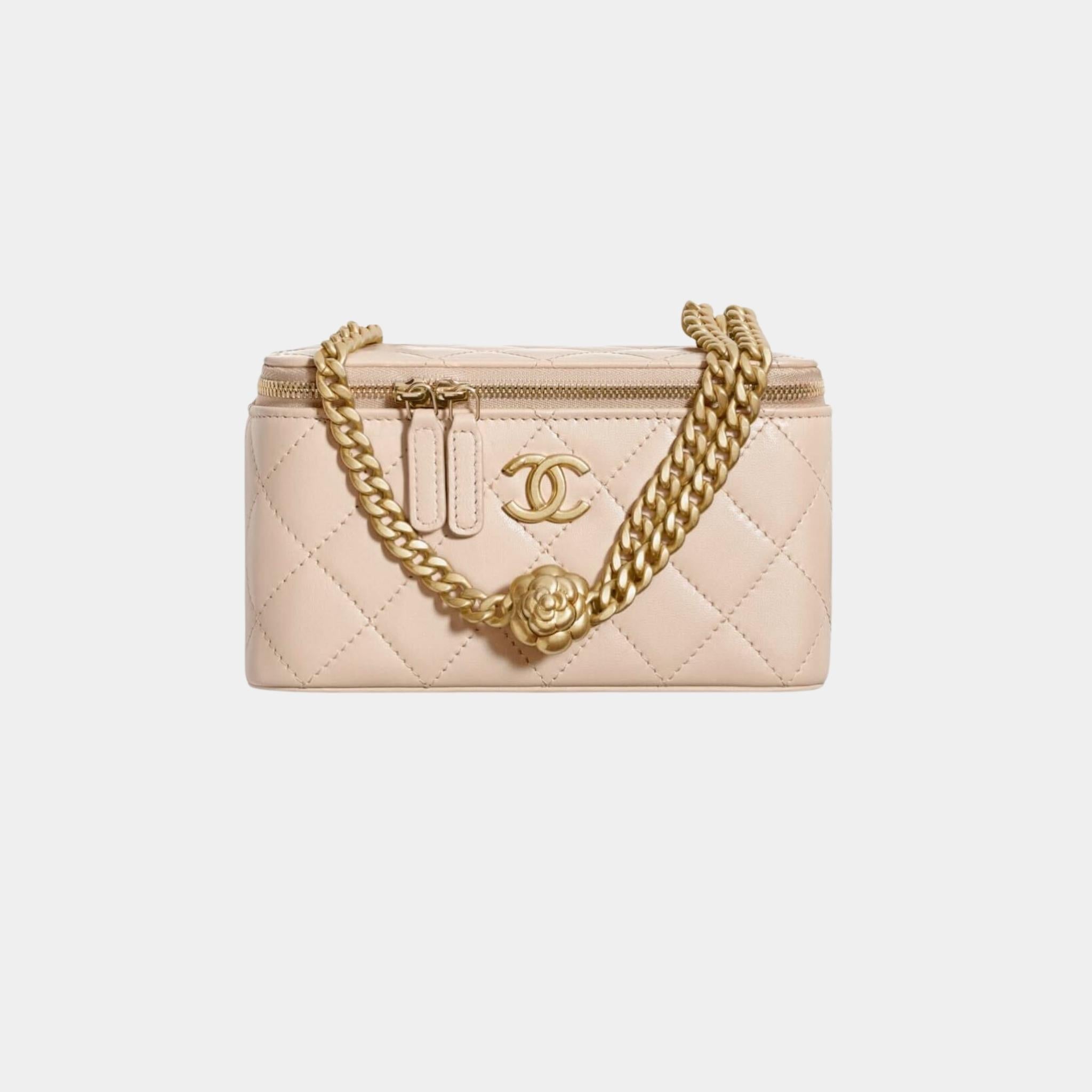 Vanity with Chain in Lambskin
