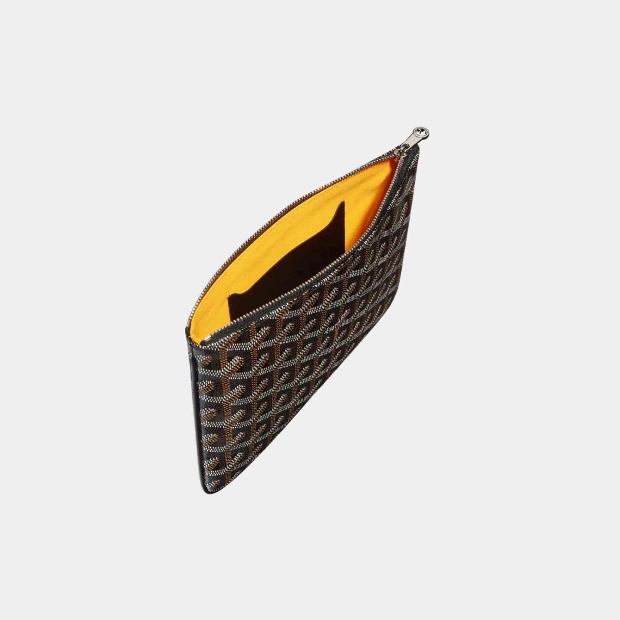 Senat PM Pouch