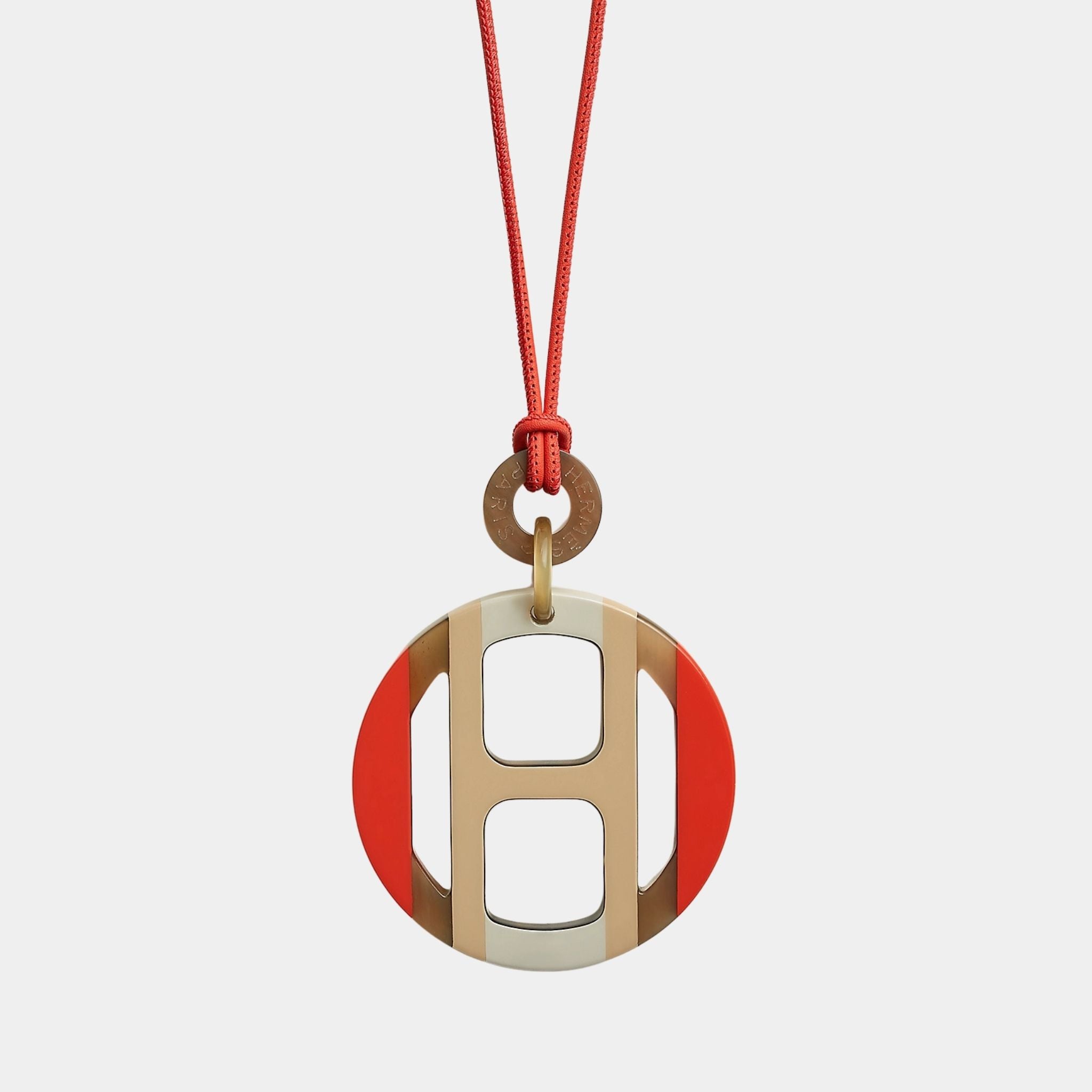 H Equipe Pendant Lacquered Horn