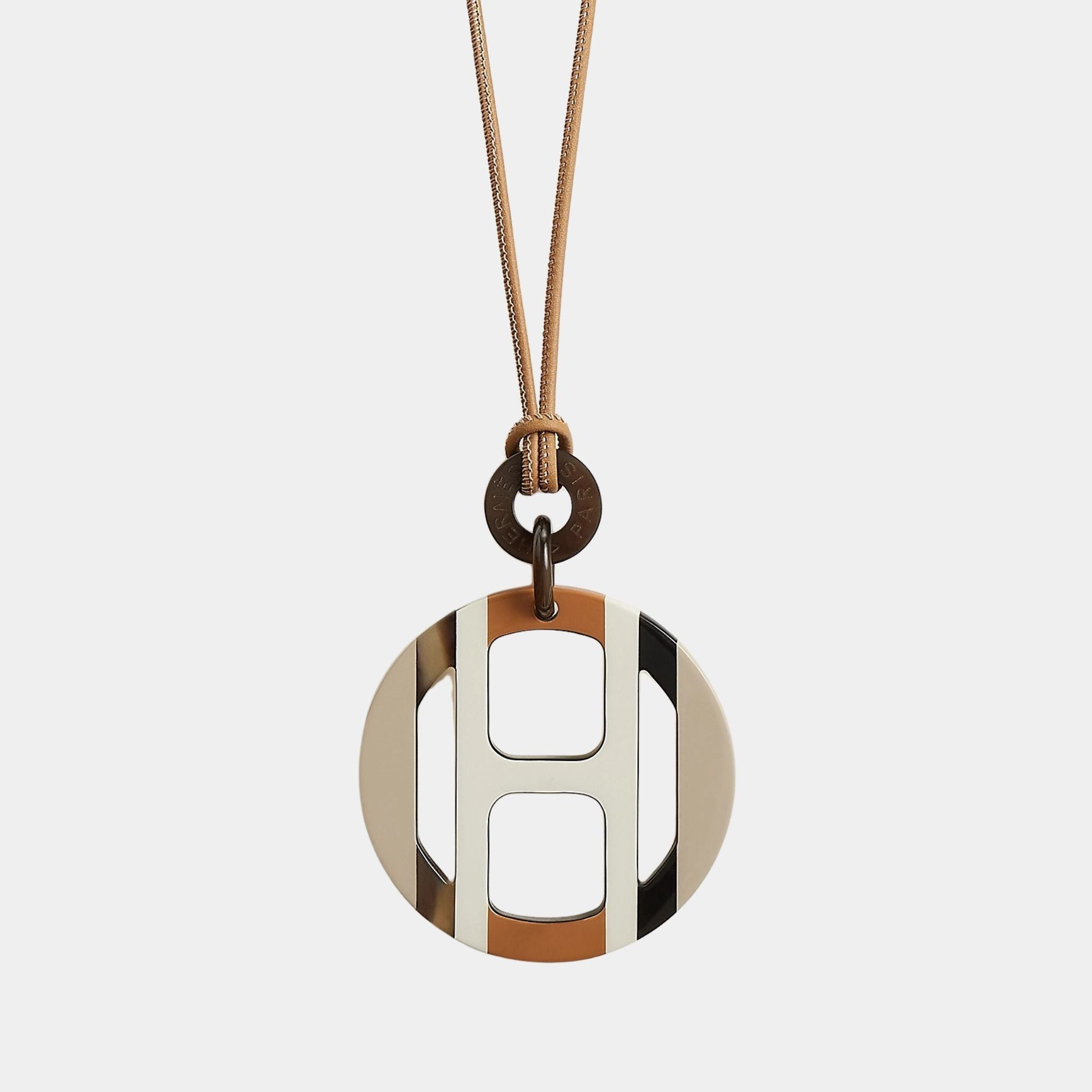 H Equipe Pendant Lacquered Horn