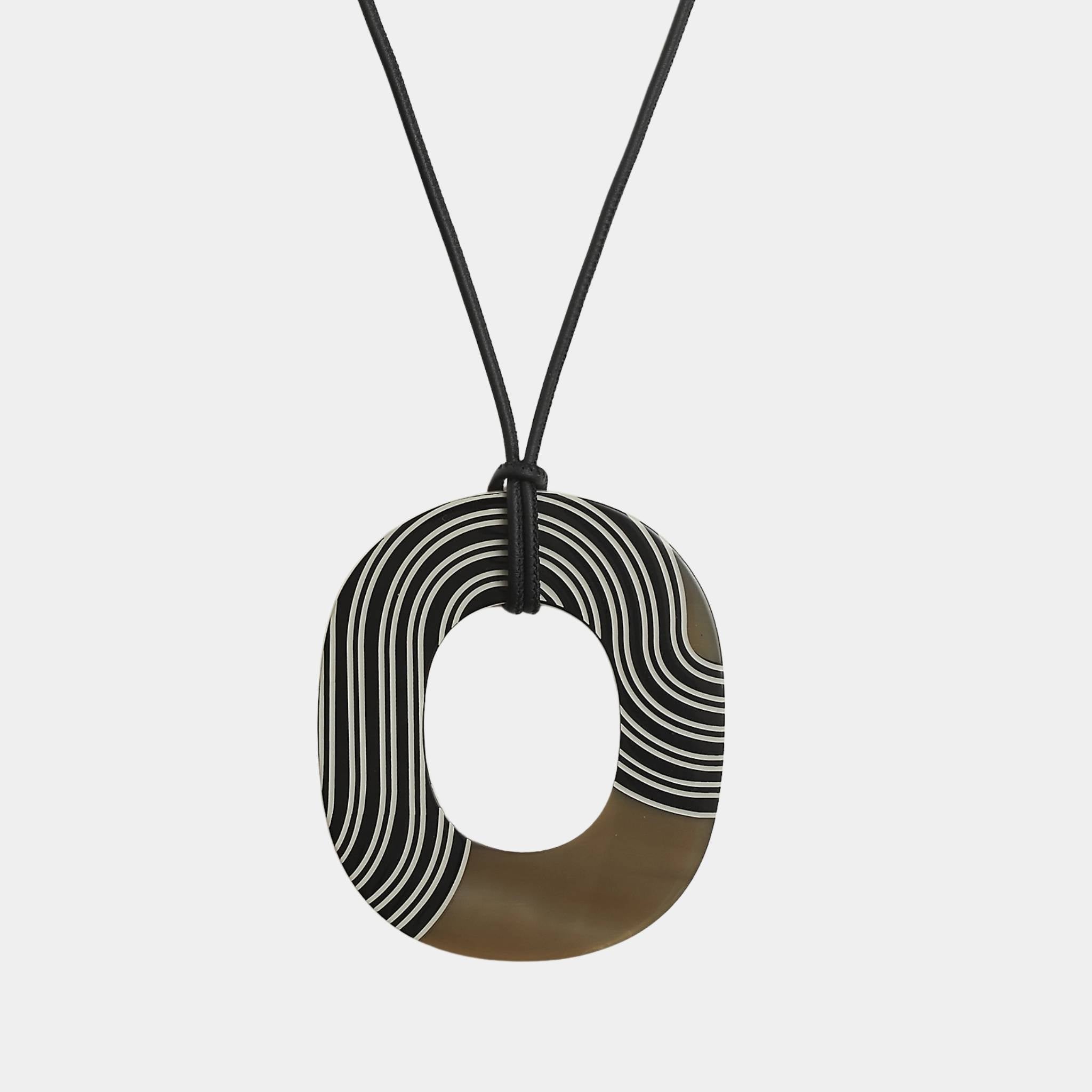 Isthme Pop Pendant Large Model