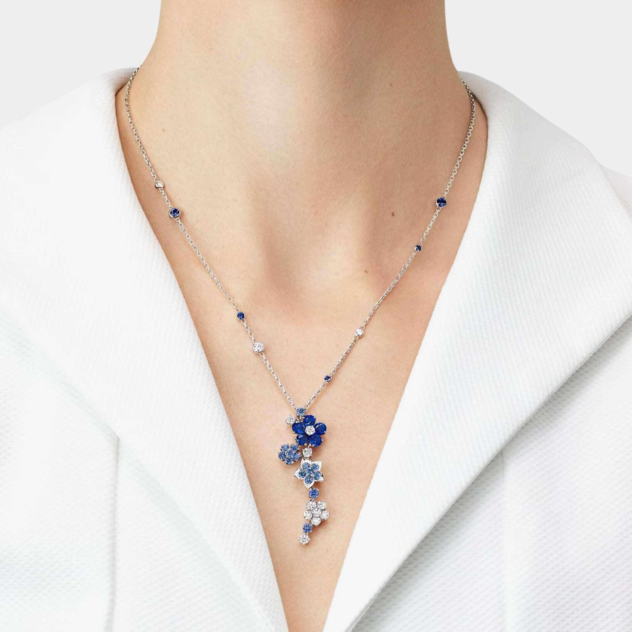 Folie des Prés Pendant in White Gold Diamond & Sapphire