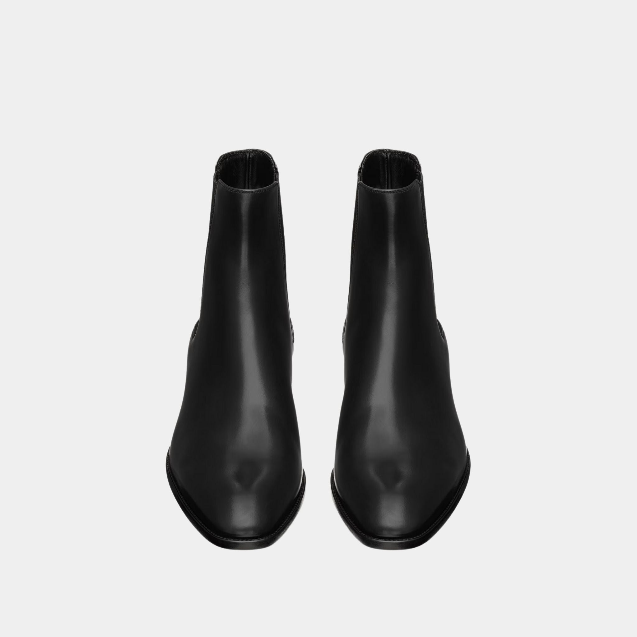 Wyatt Chelsea Boots in Black Smooth Leather