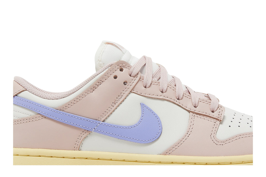 Wmns Dunk Low &