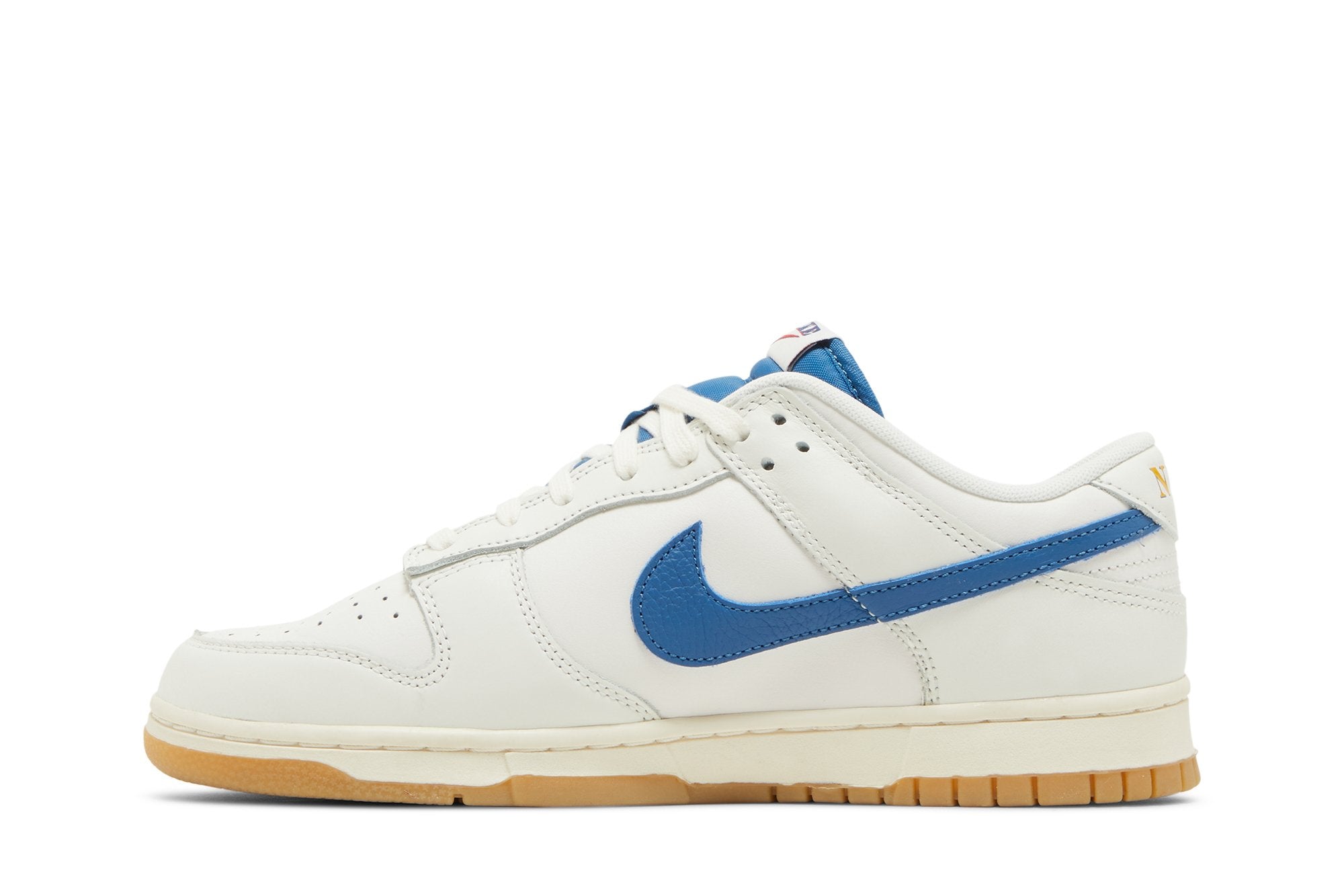 Dunk Low SE &