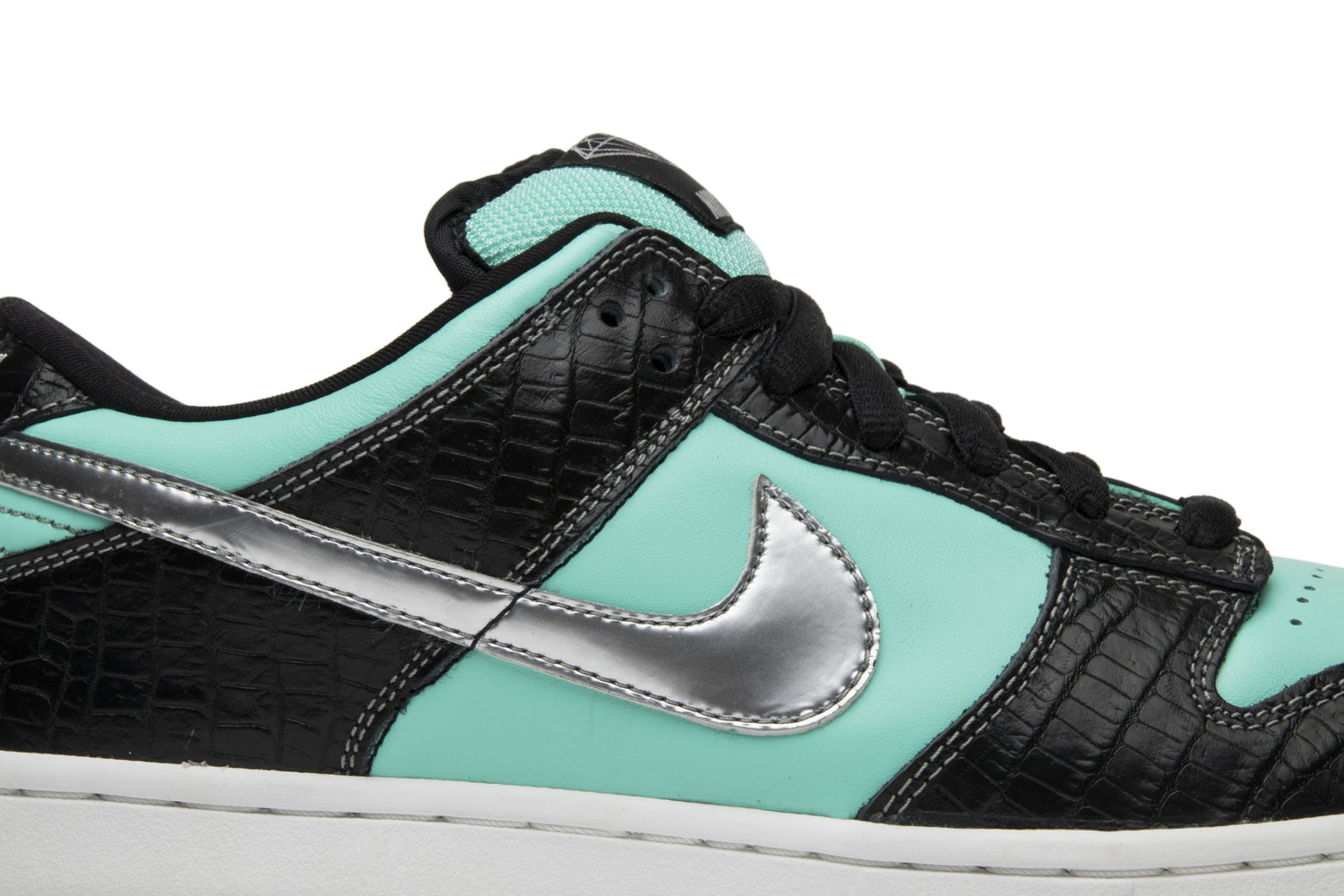 Diamond Supply Co. x Dunk Low Pro SB &