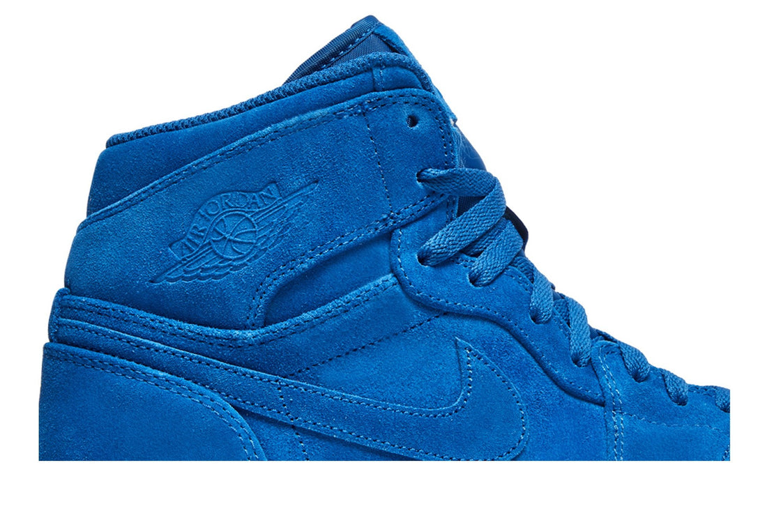 Air Jordan 1 Retro High &