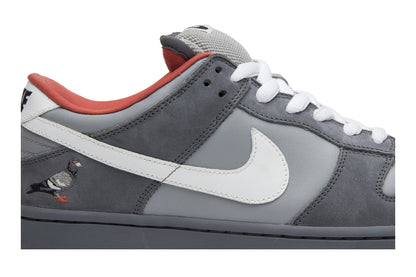 Jeff Staple x Dunk Low Pro SB &