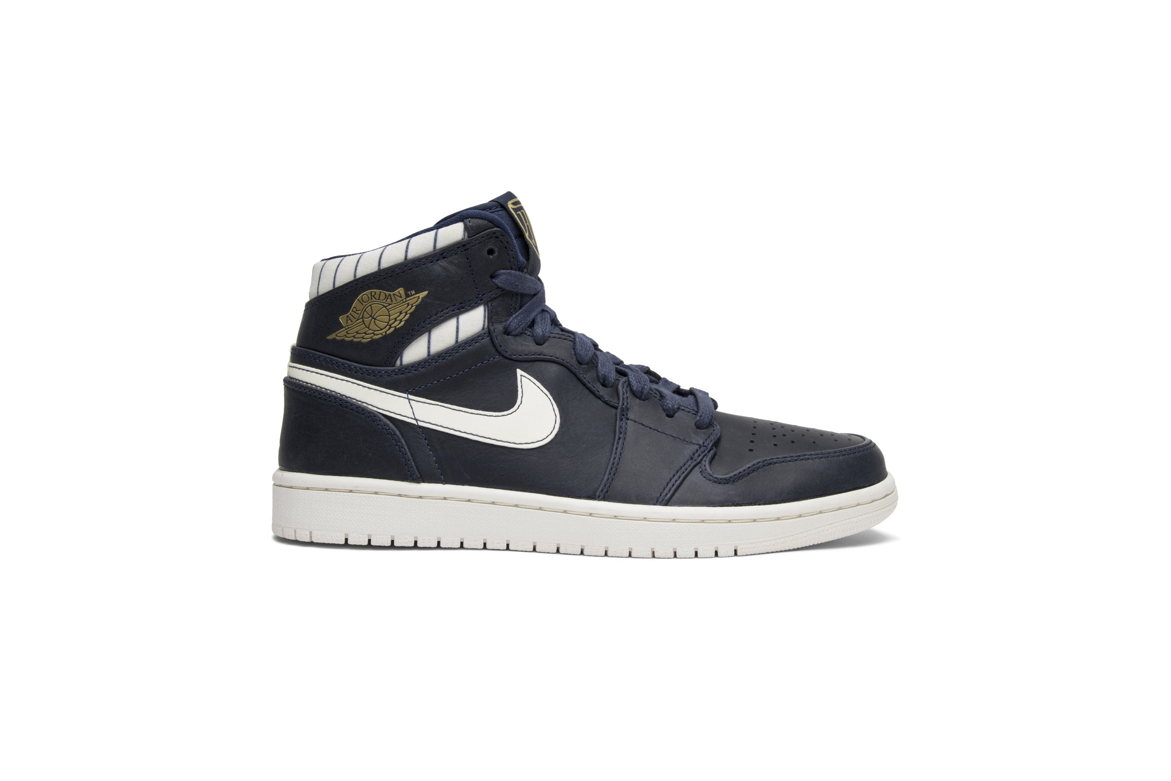 Air Jordan 1 Retro High &