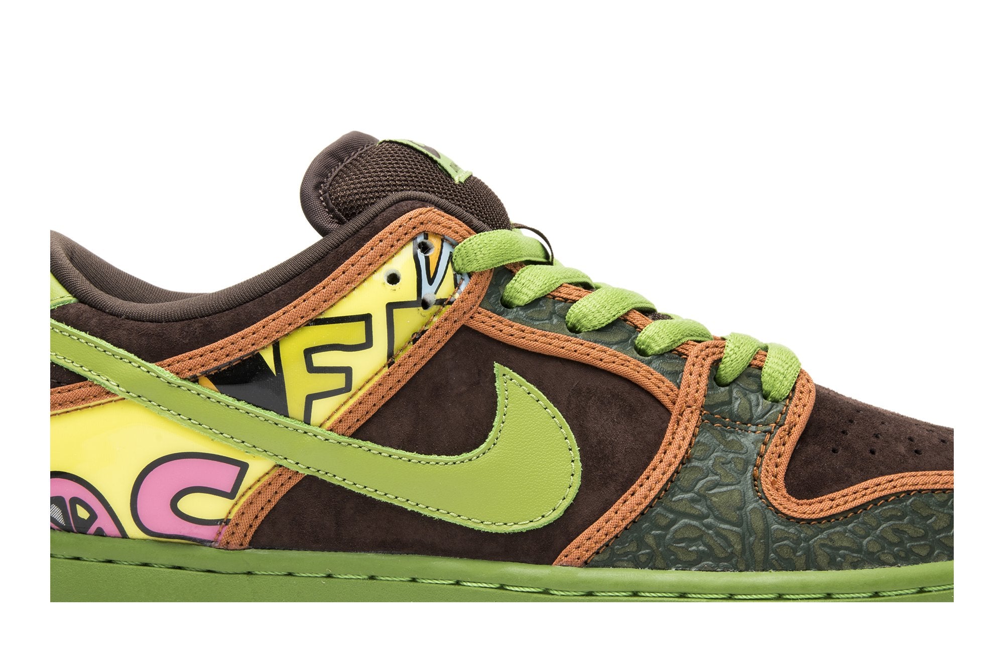 SB Dunk Low &