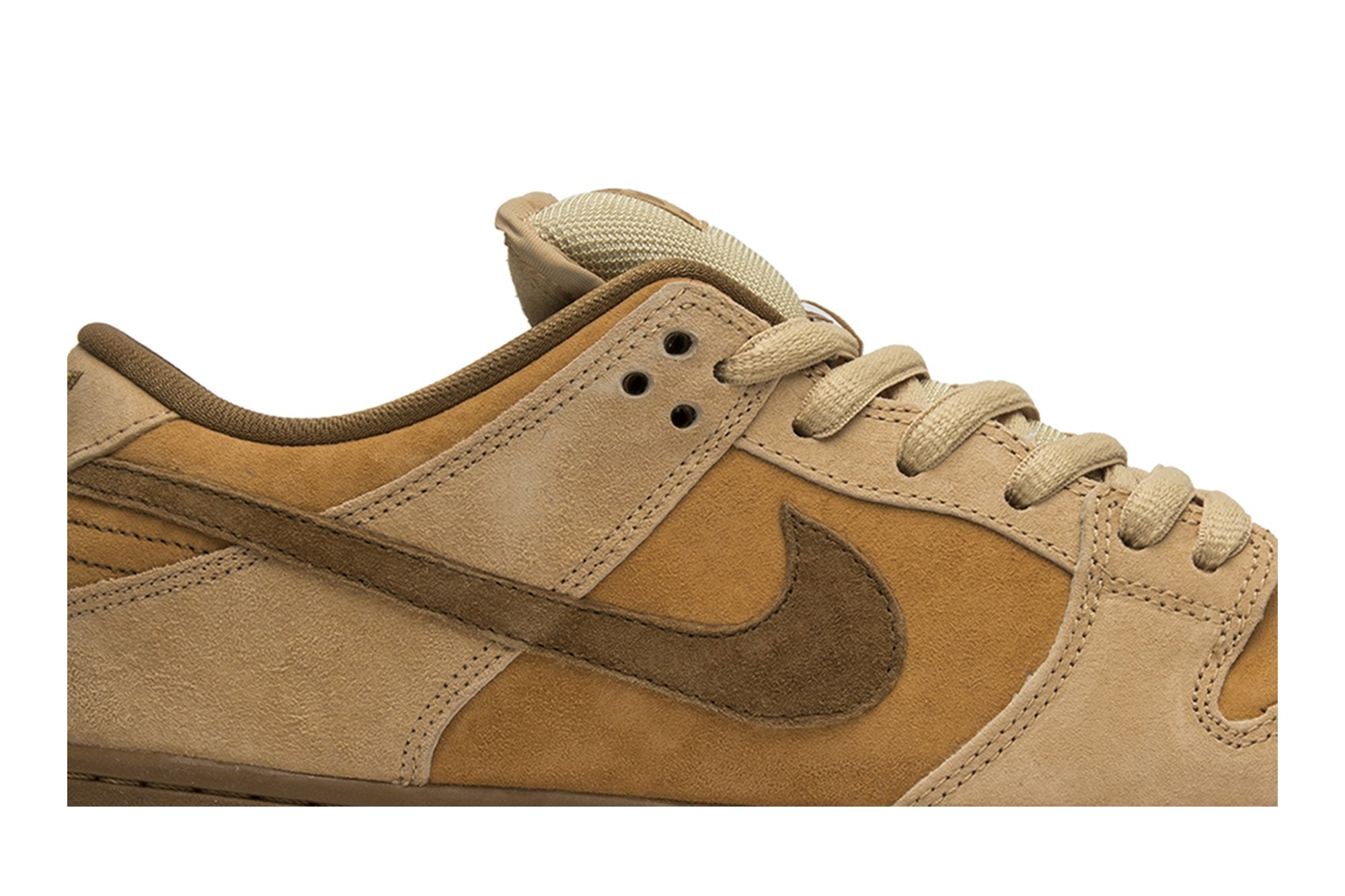 SB Dunk Low &