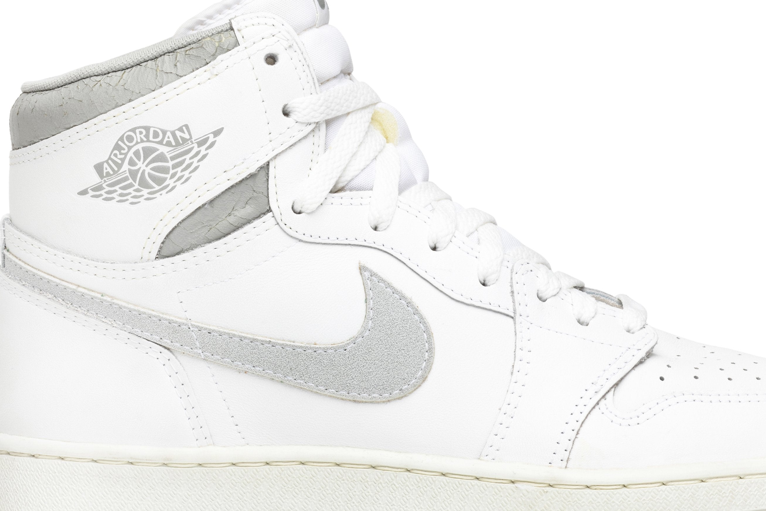 Air Jordan 1 High &