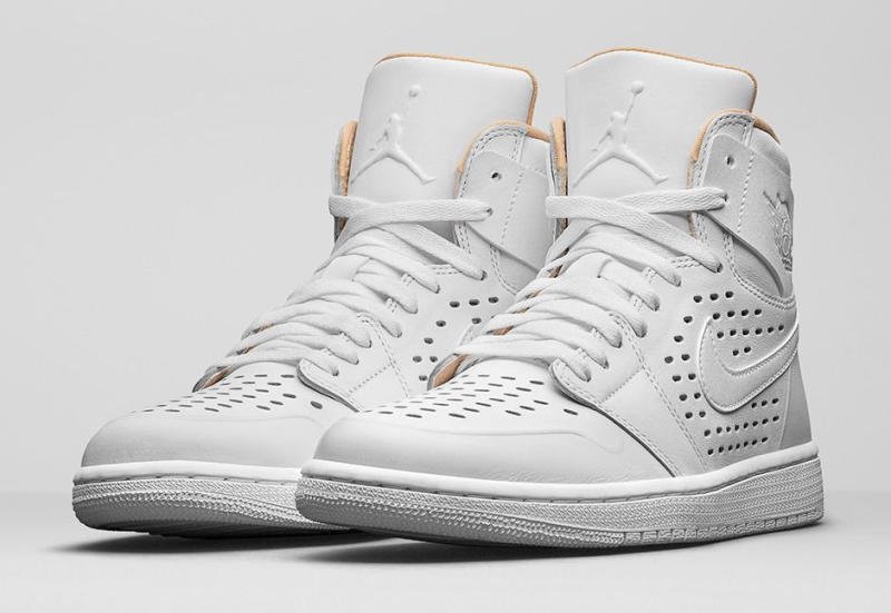 Air Jordan 1 Retro High &