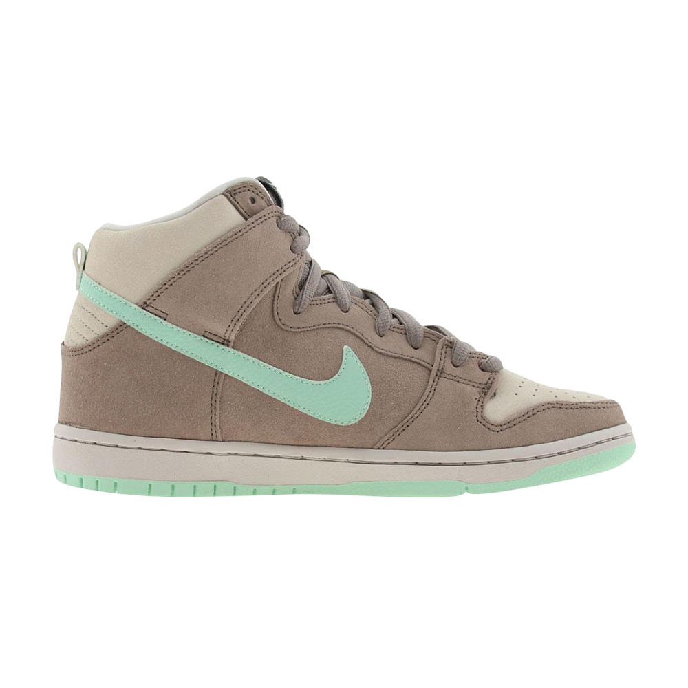 Dunk High Pro SB &
