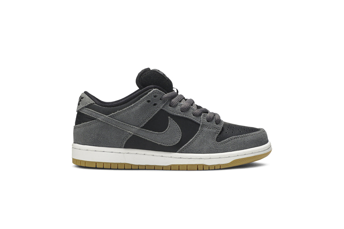 SB Dunk Low TRD &
