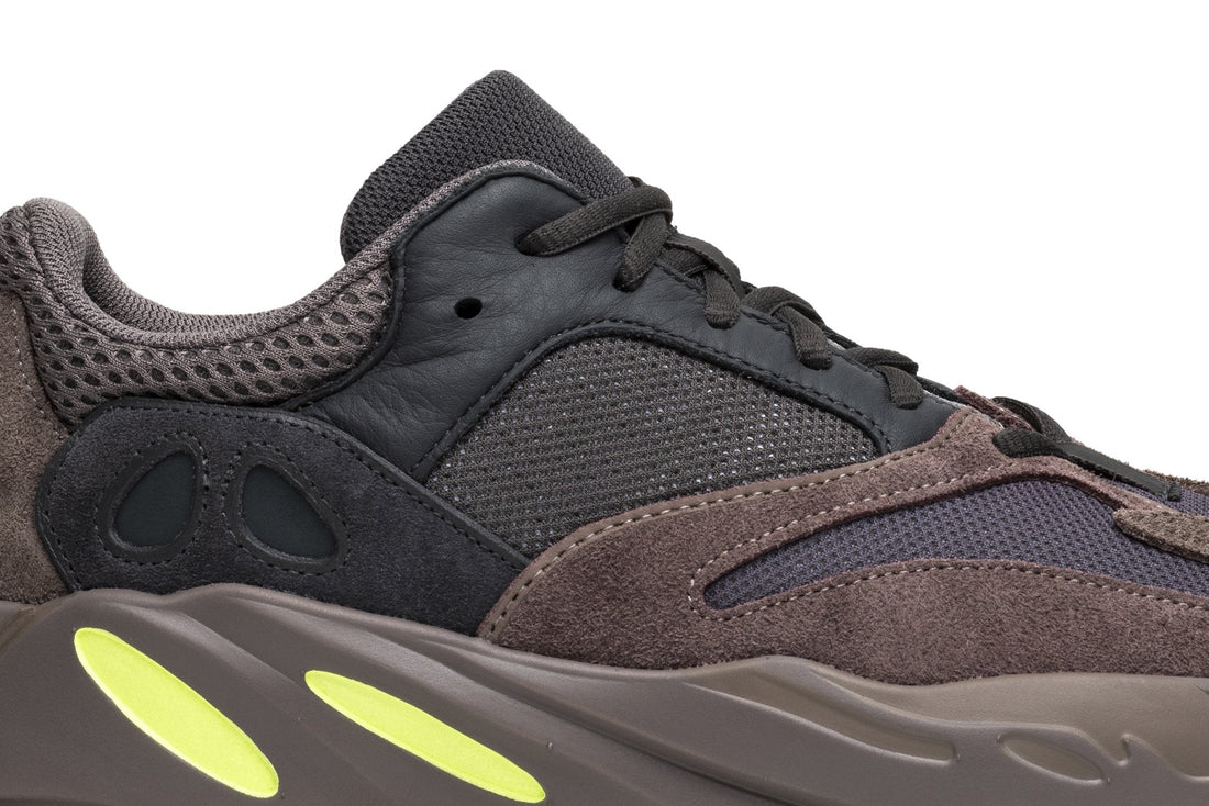 Yeezy Boost 700 &
