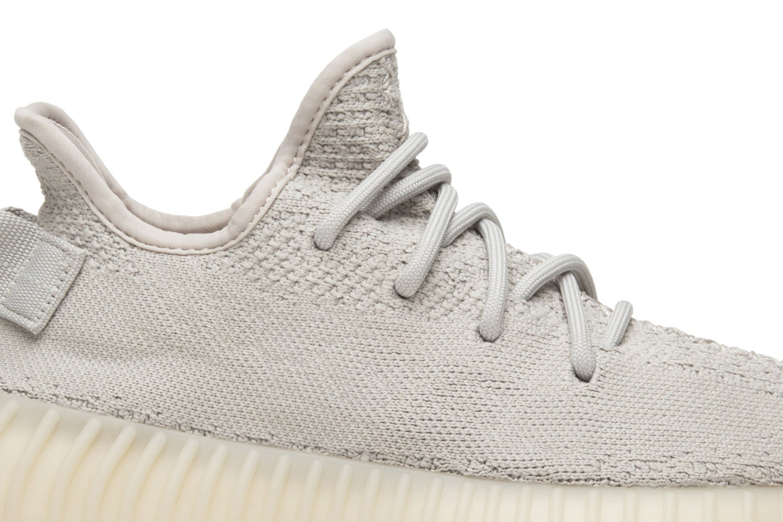Yeezy Boost 350 V2 &