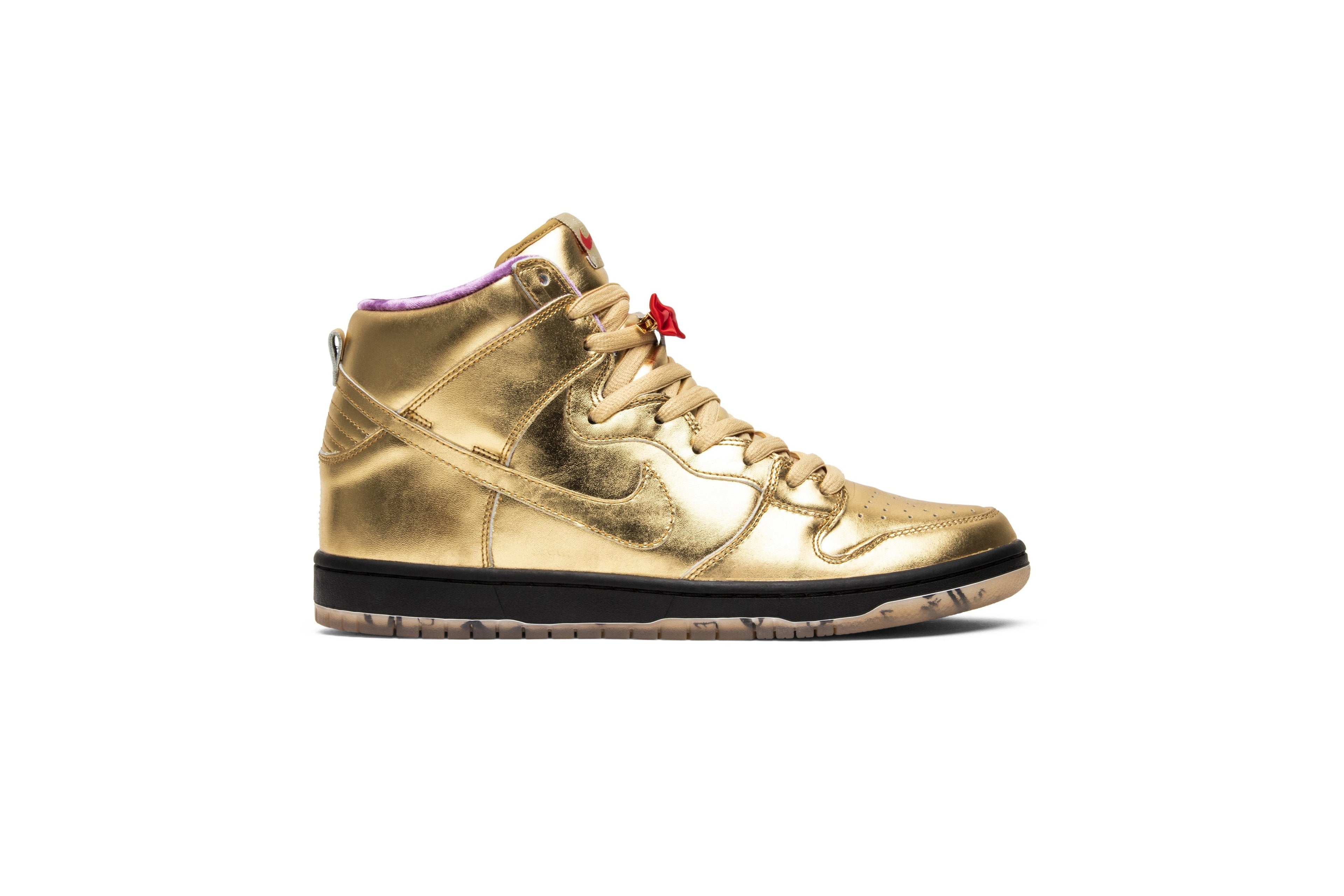 Humidity x Dunk High SB &