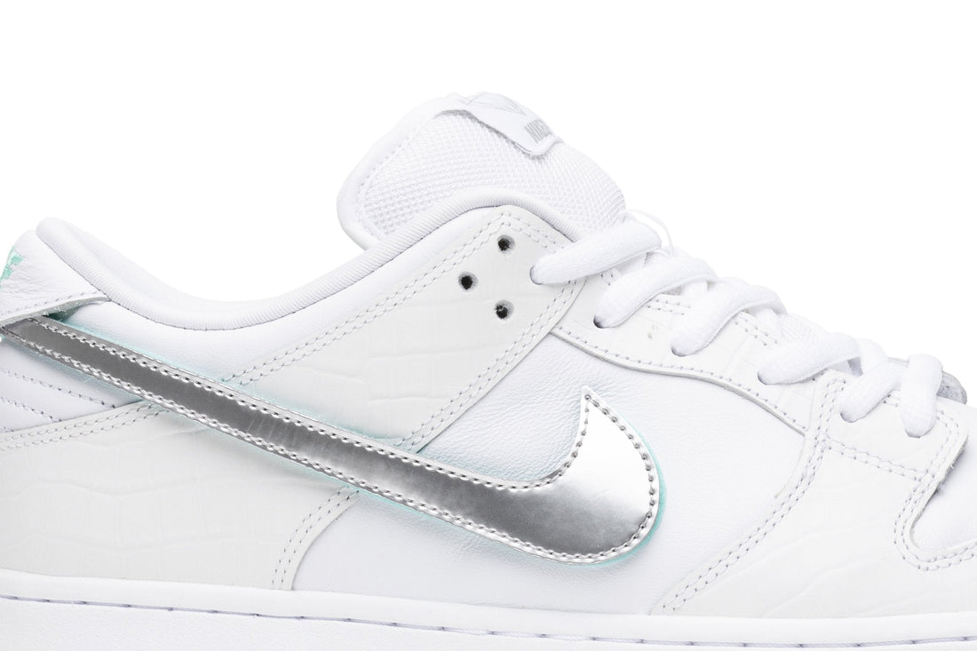 Diamond Supply Co. x Dunk Low Pro SB &